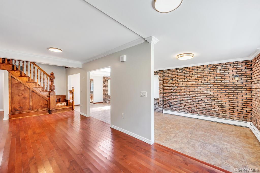 29 Pearsall Street Property Photo 9