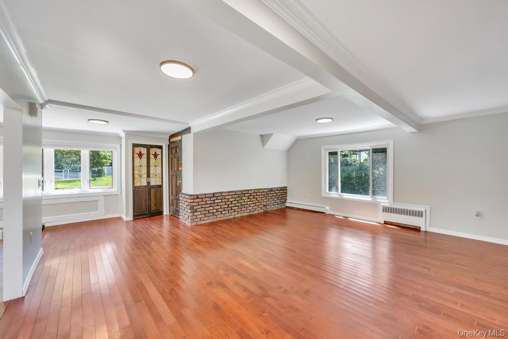 29 Pearsall Street Property Photo 12