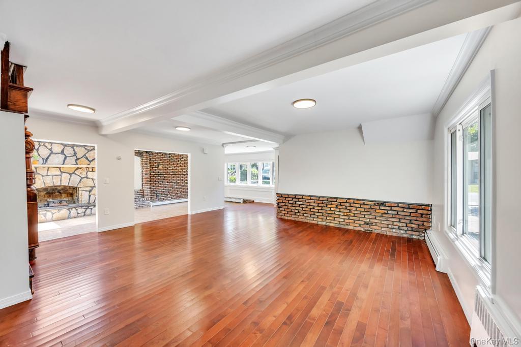 29 Pearsall Street Property Photo 13