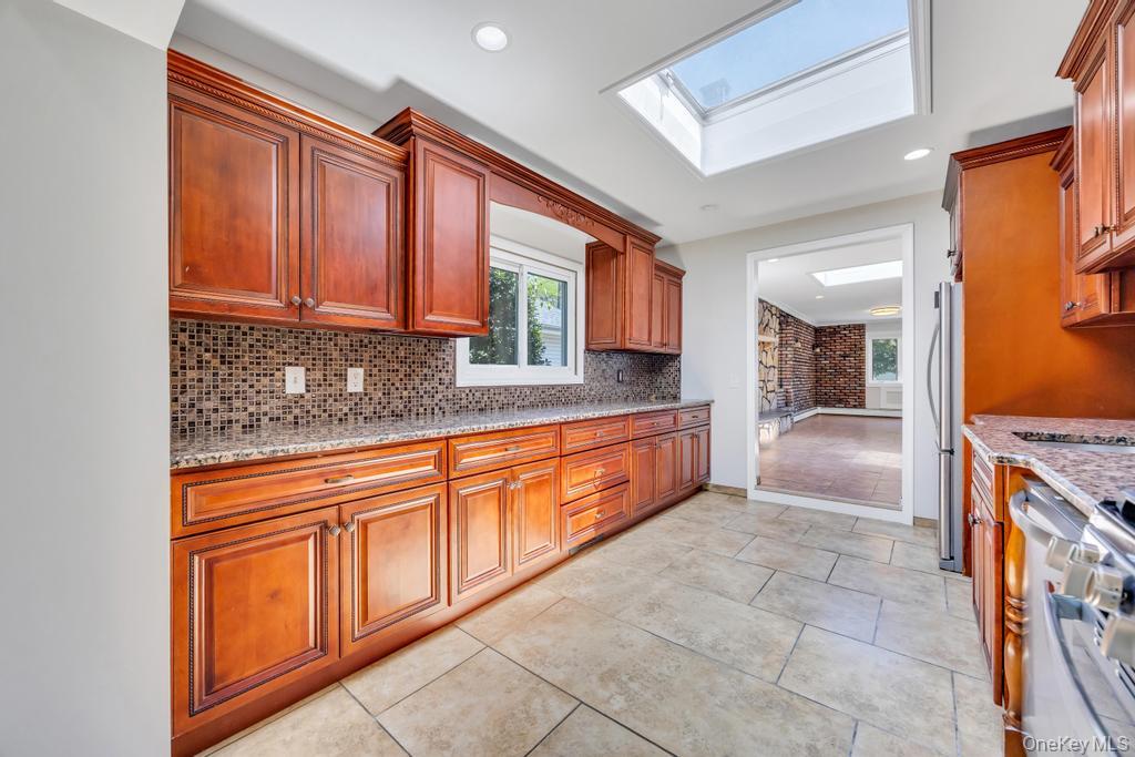 29 Pearsall Street Property Photo 19