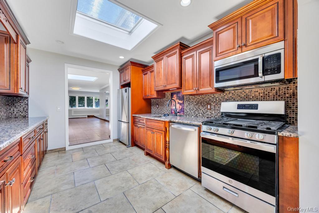 29 Pearsall Street Property Photo 20