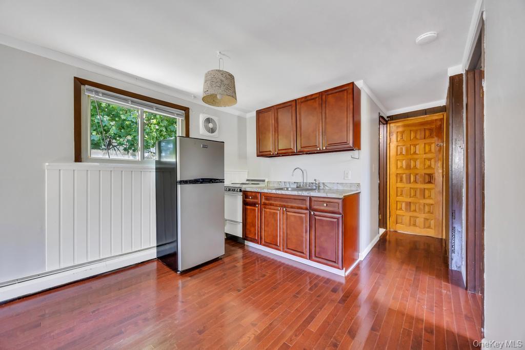29 Pearsall Street Property Photo 30