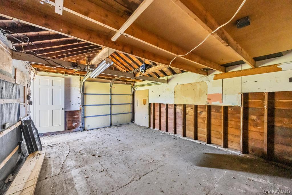 29 Pearsall Street Property Photo 47