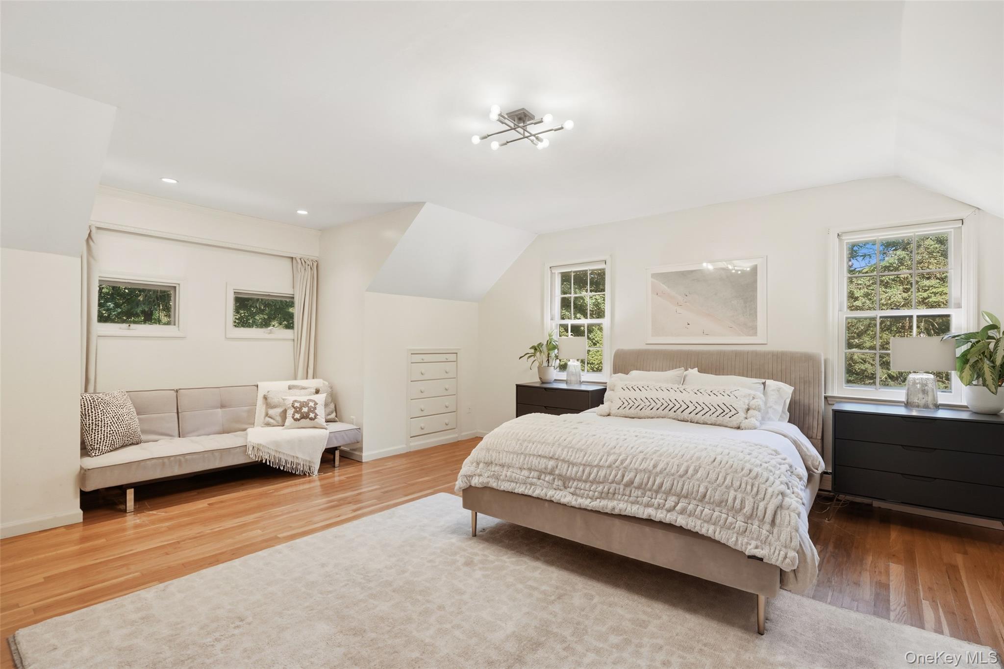 5 Diane Court Property Photo 17