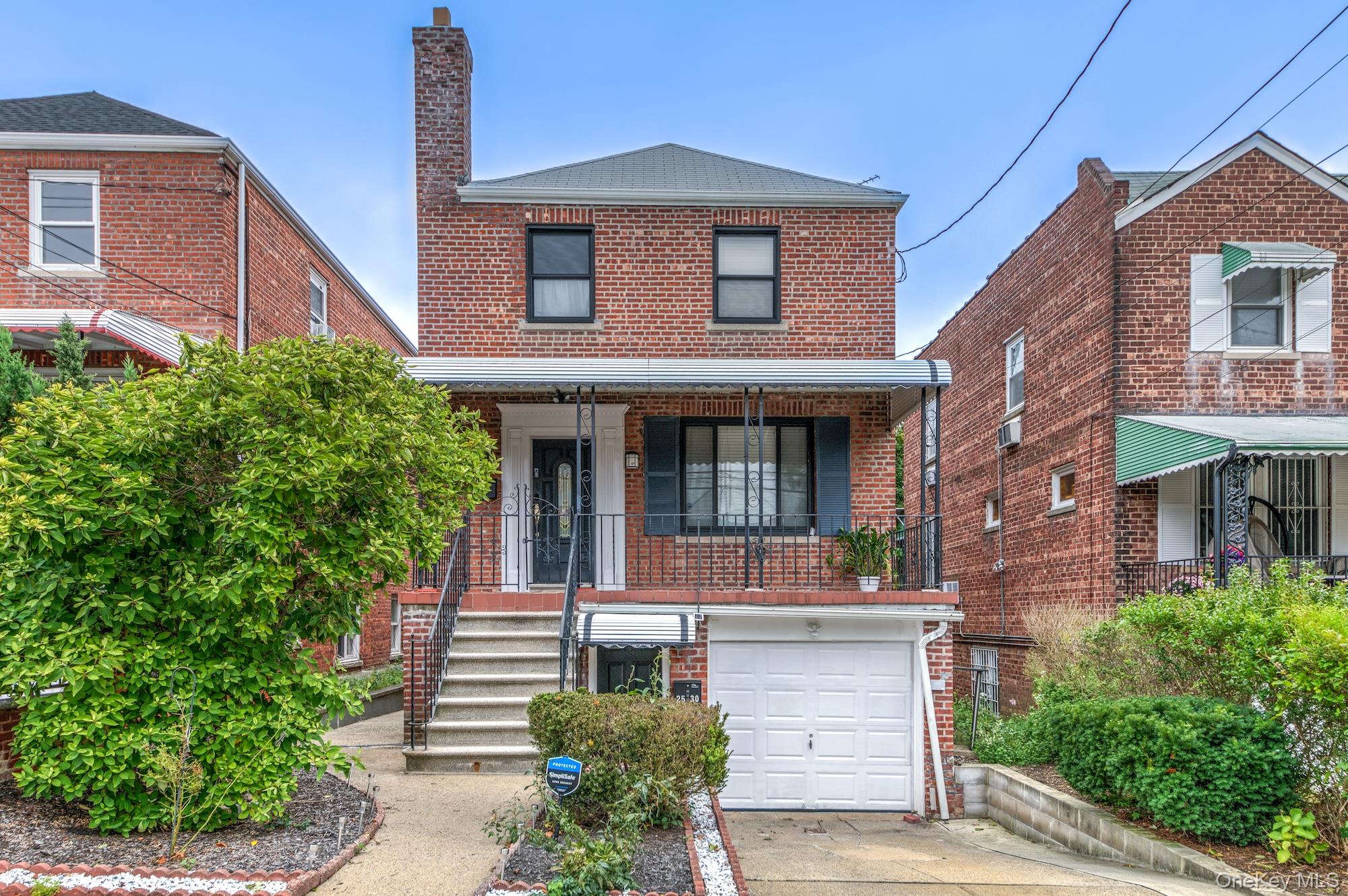 2530 Fenton Avenue Property Photo 1