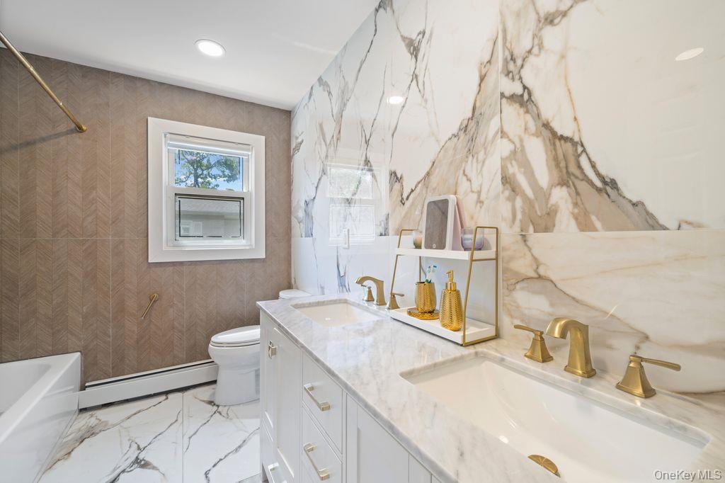 29 Waverly Place Property Photo 13