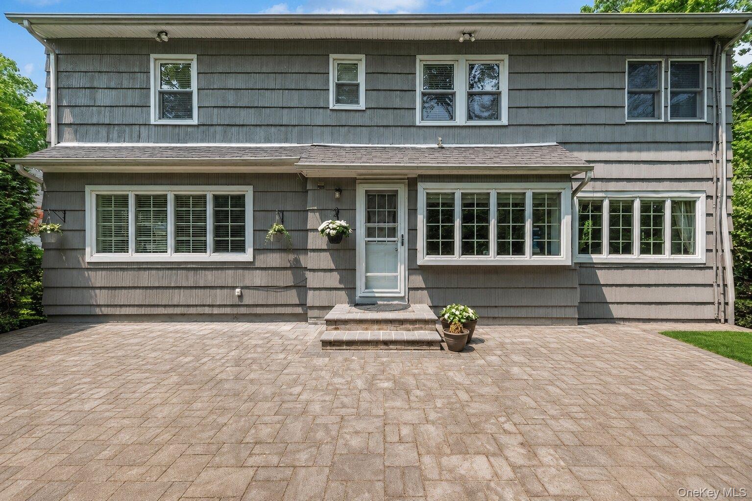 29 Waverly Place Property Photo 16