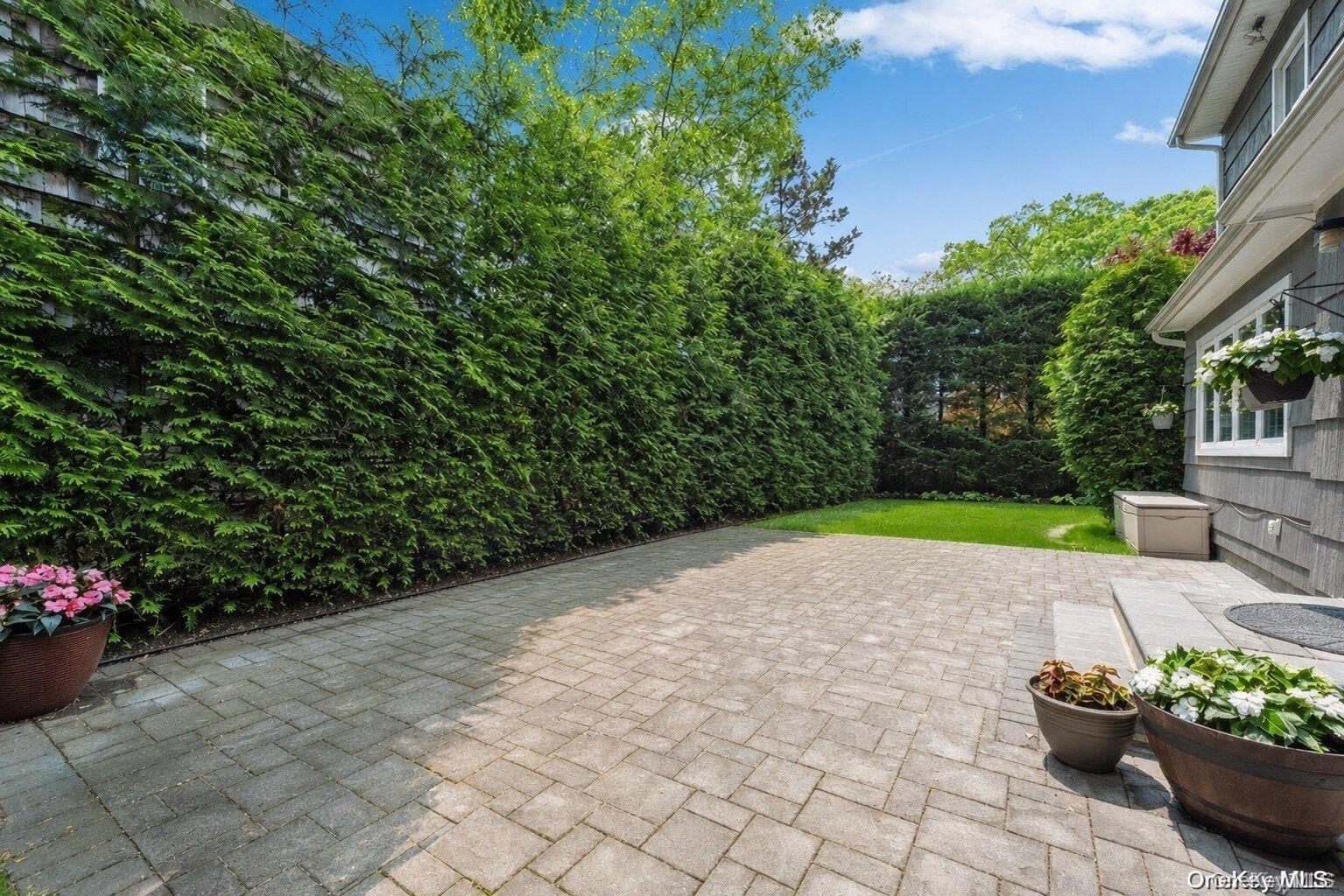 29 Waverly Place Property Photo 17