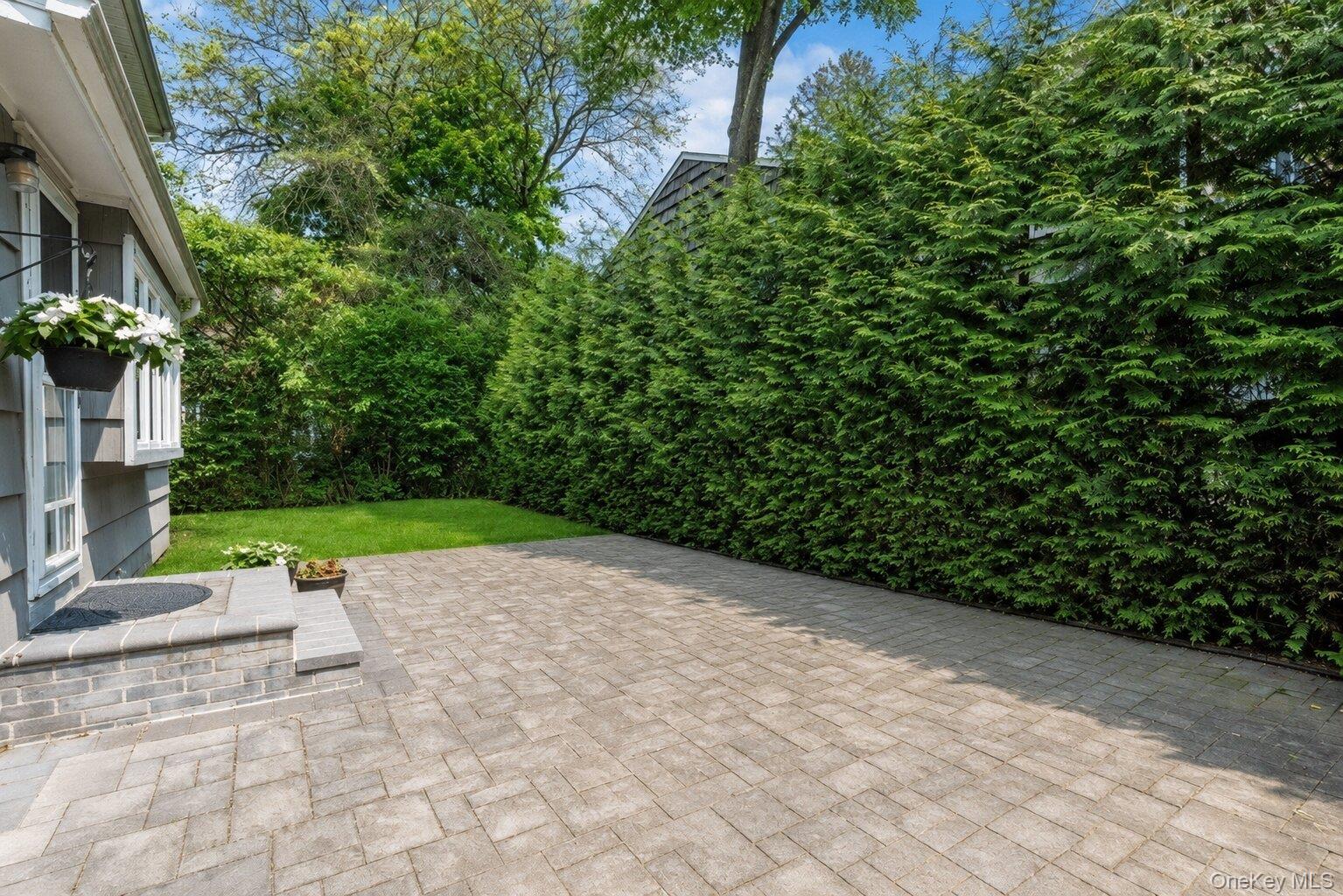 29 Waverly Place Property Photo 19