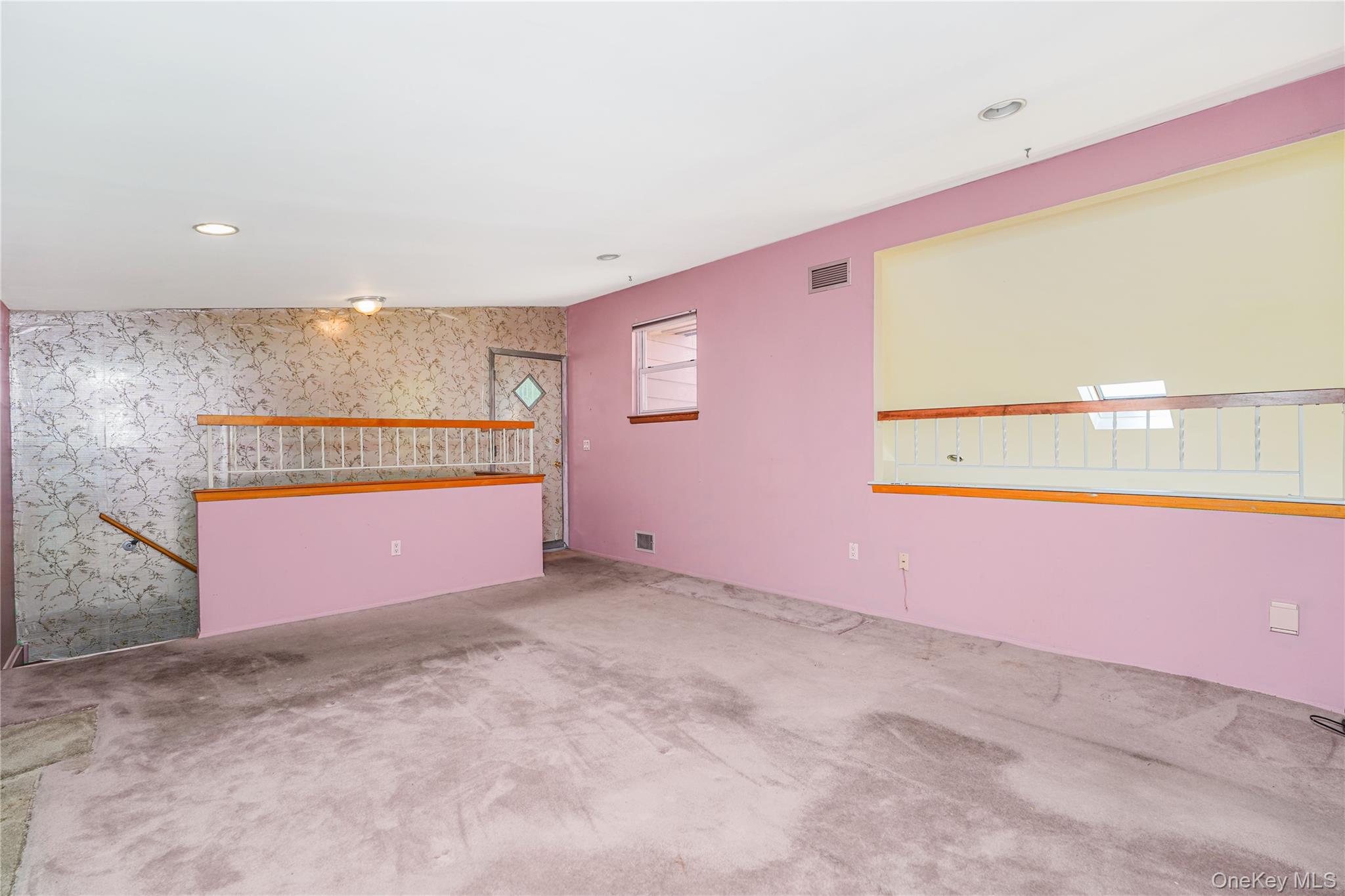 215 Coverly Avenue Property Photo 15