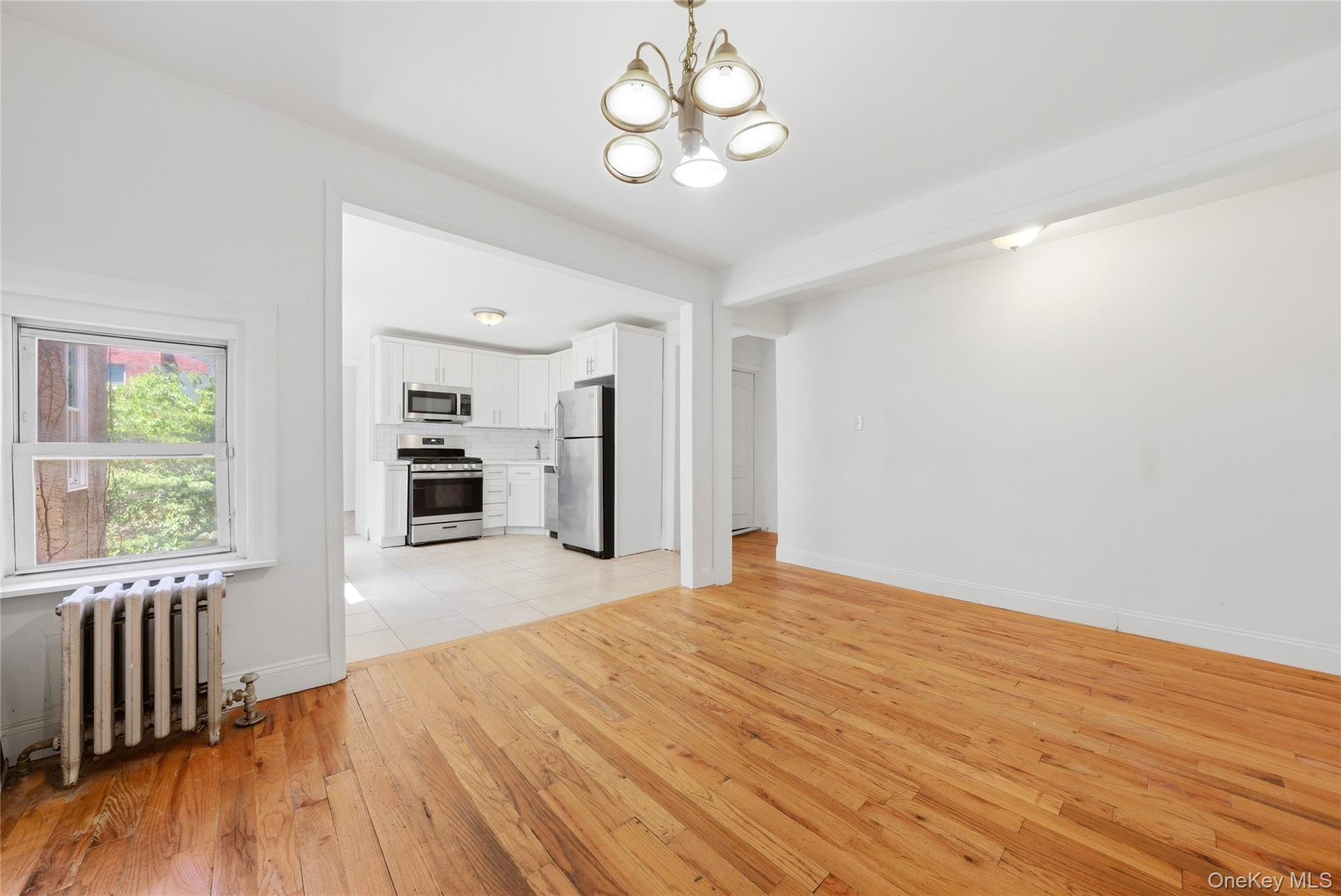 609 Wales Avenue Property Photo 2