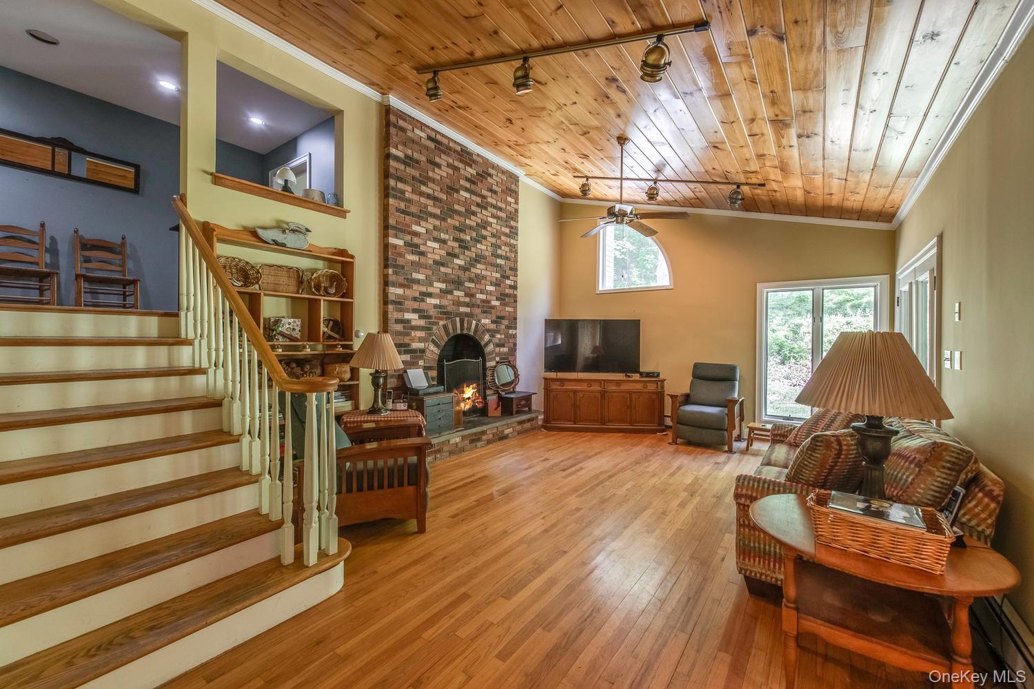 364 Clinton Hollow Property Photo 16