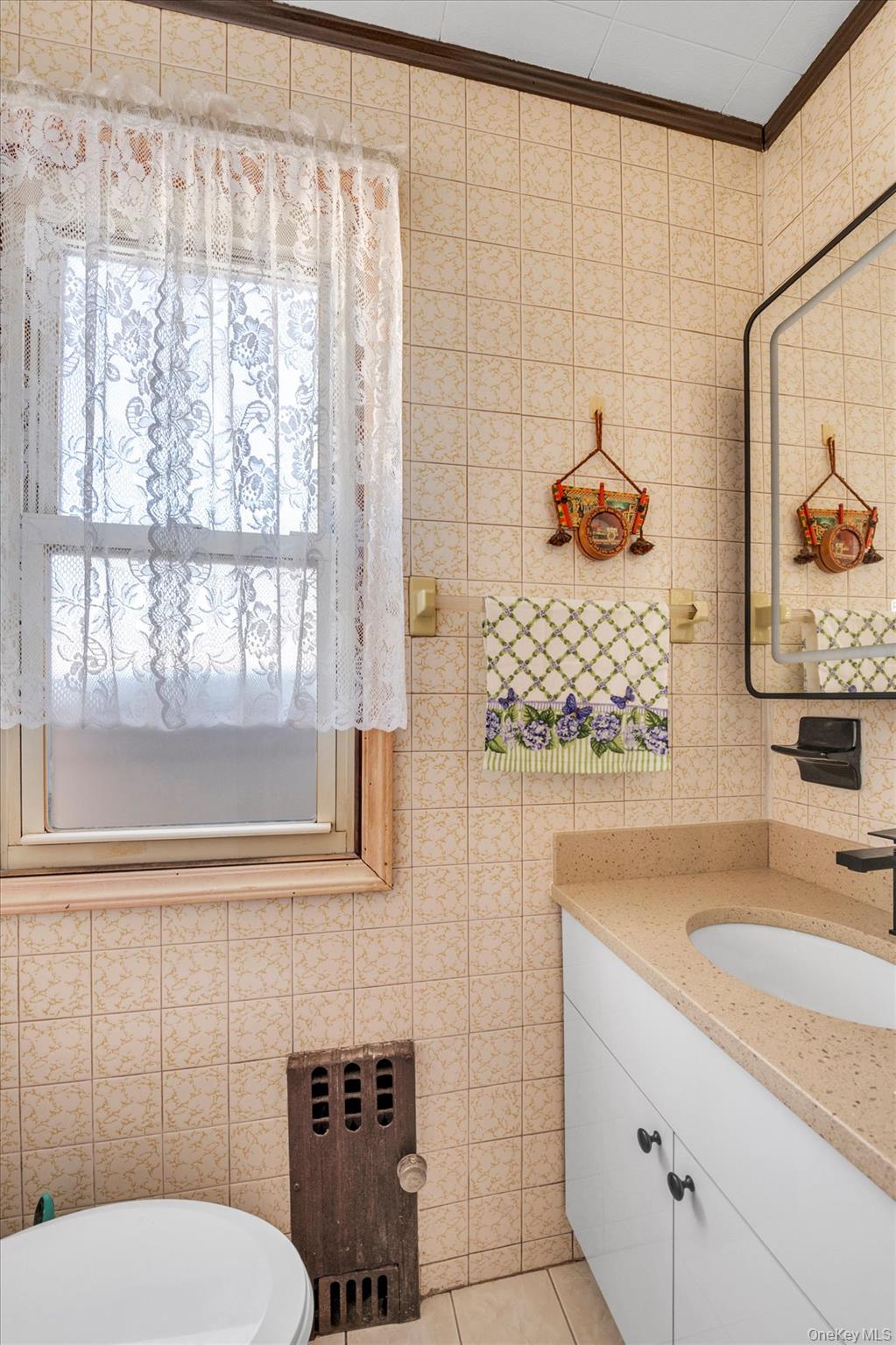 59-30 71st Street Property Photo 10