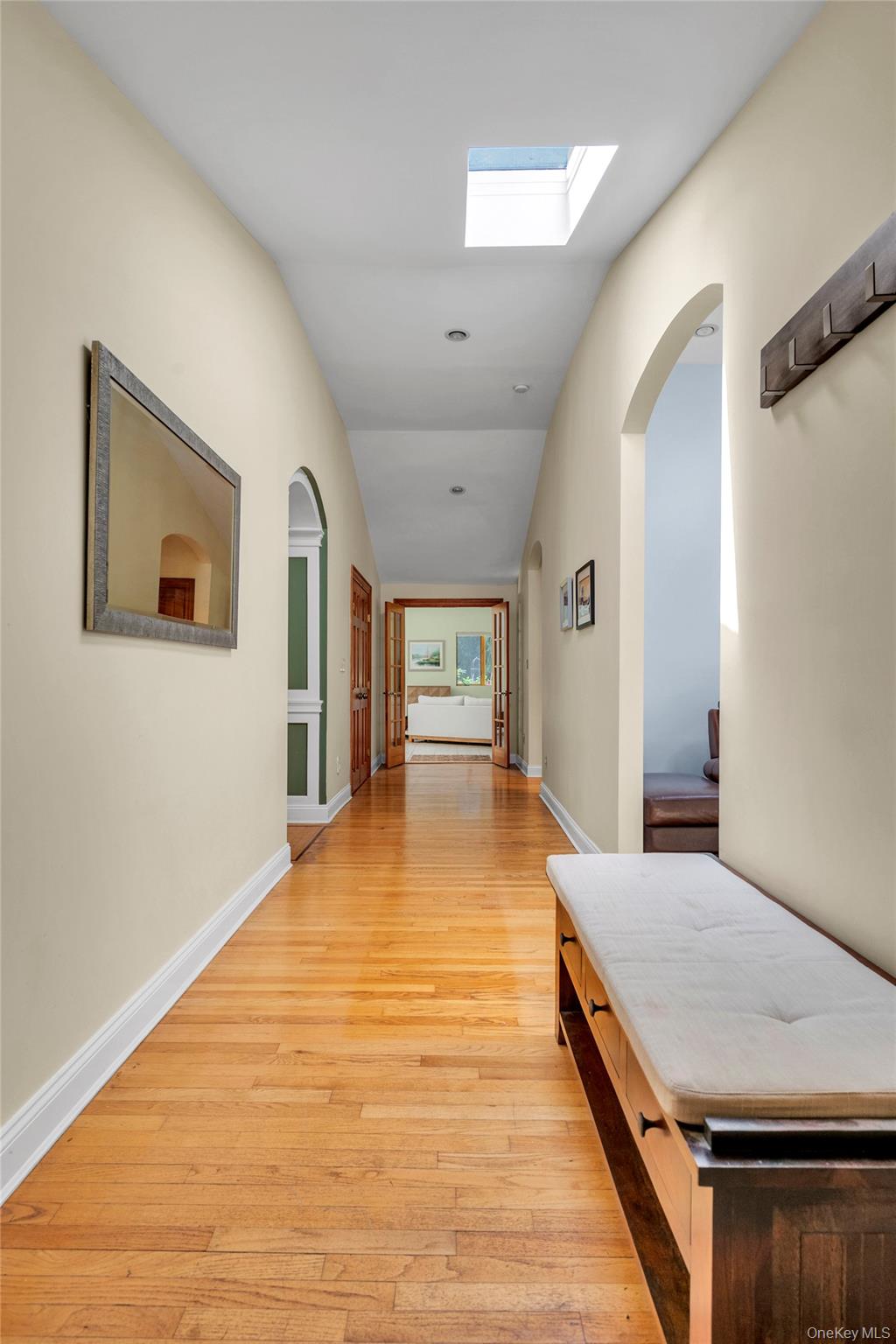 5 Eden Roc Drive Property Photo 3