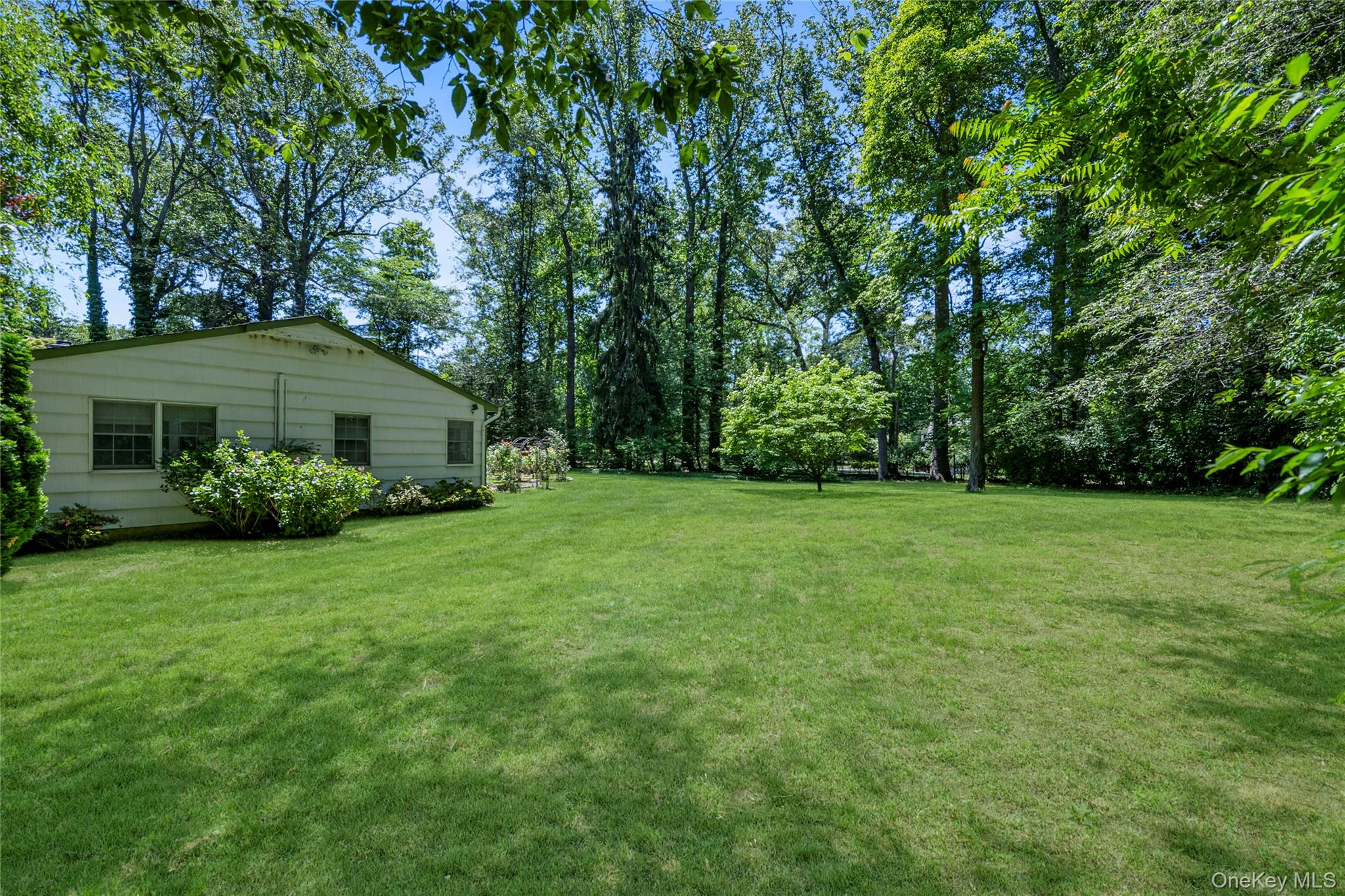 5 Eden Roc Drive Property Photo 27