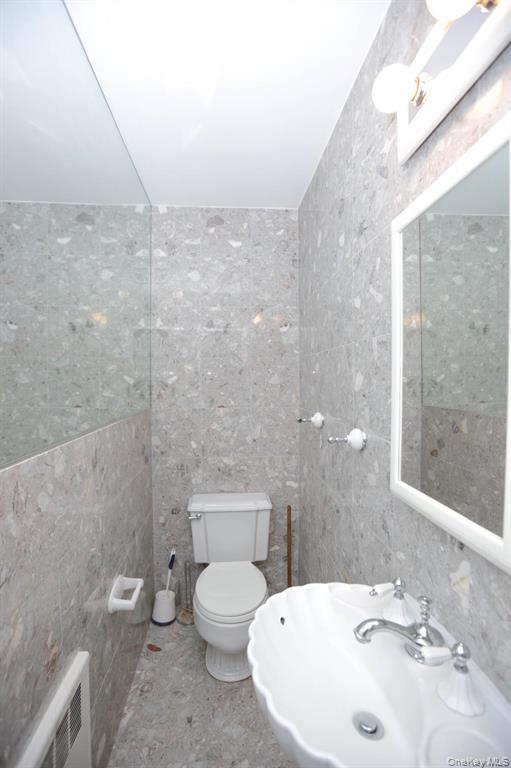 18714 Aberdeen Road Property Photo 16