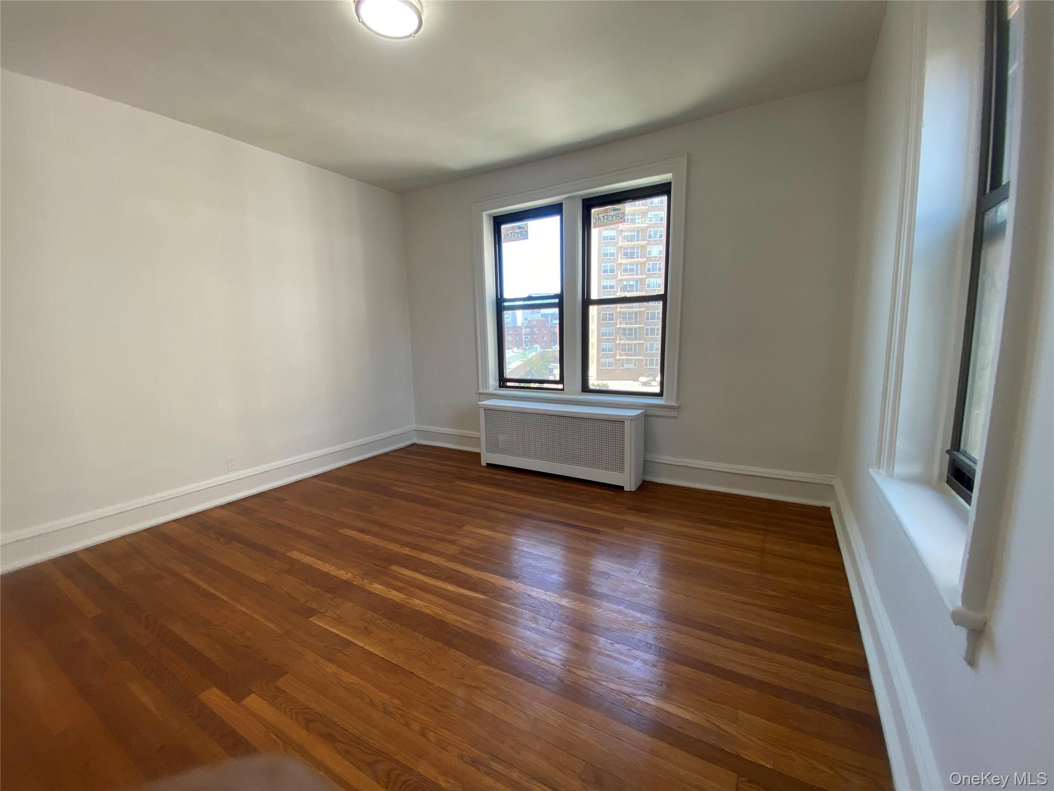 140-30 Sanford Avenue 5a Property Photo 10