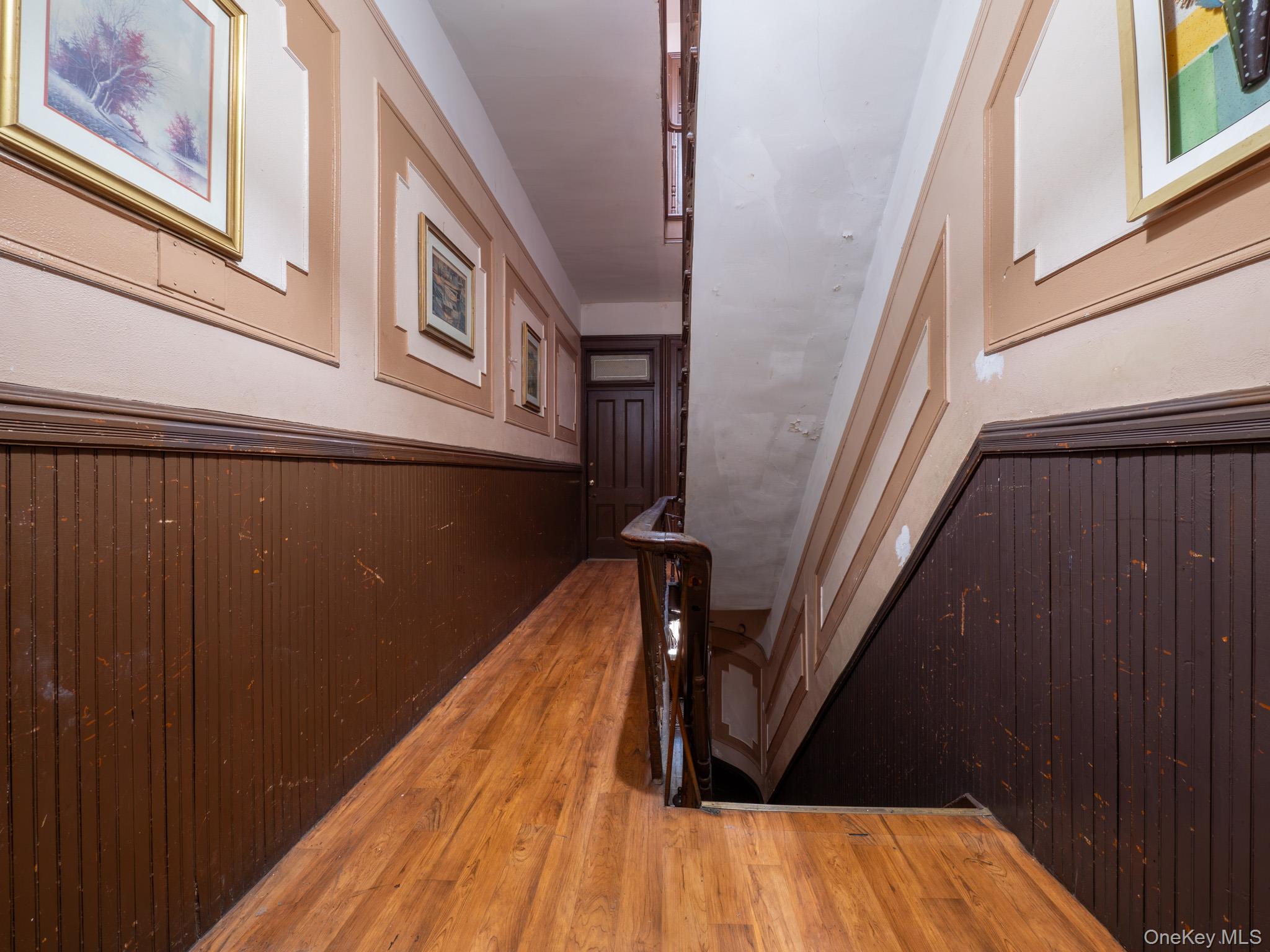 236 Suydam Street Property Photo 11