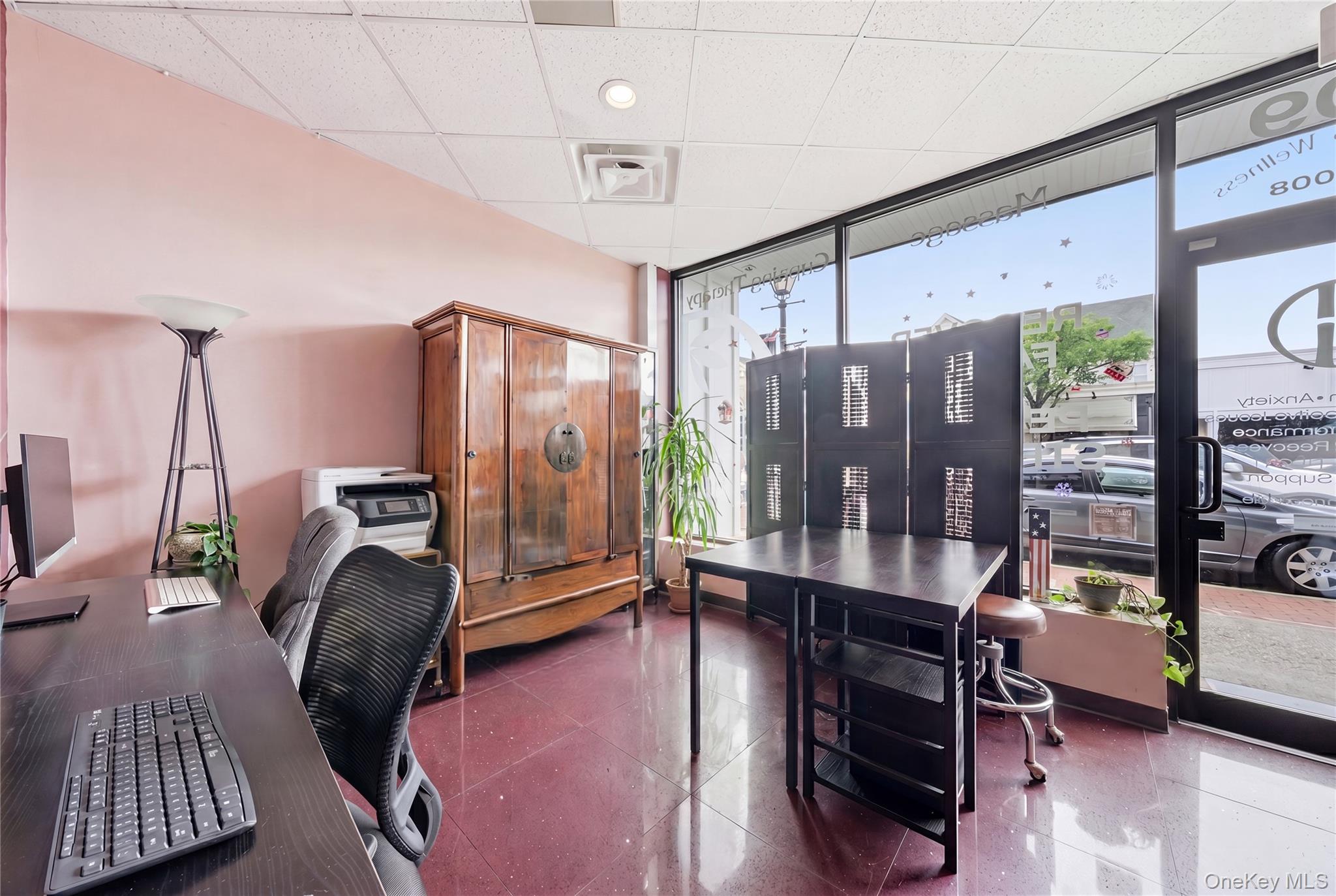 209 Broadway Property Photo 3