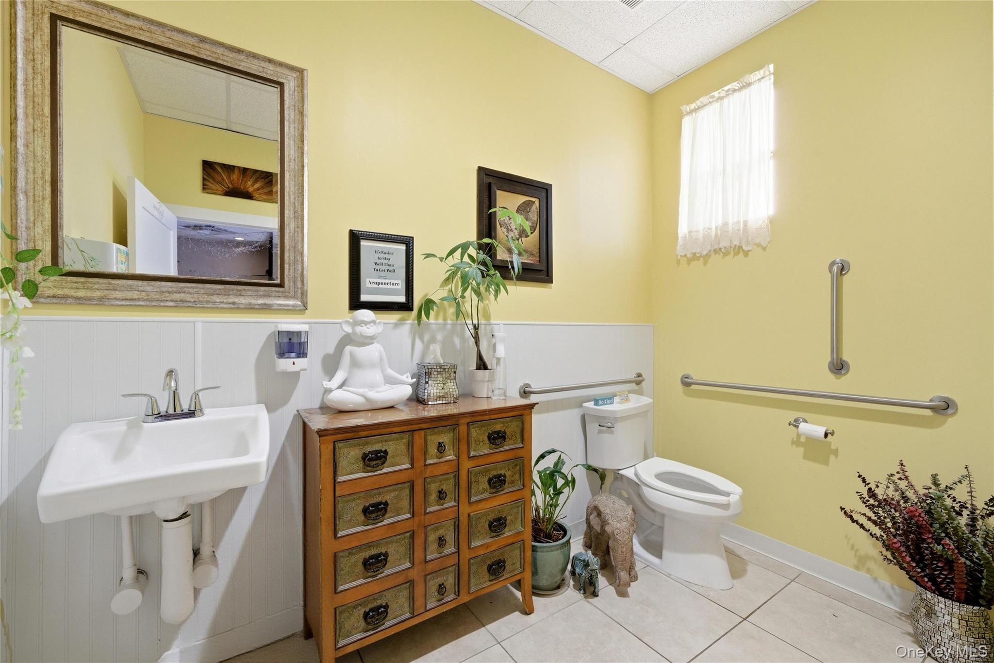 209 Broadway Property Photo 5