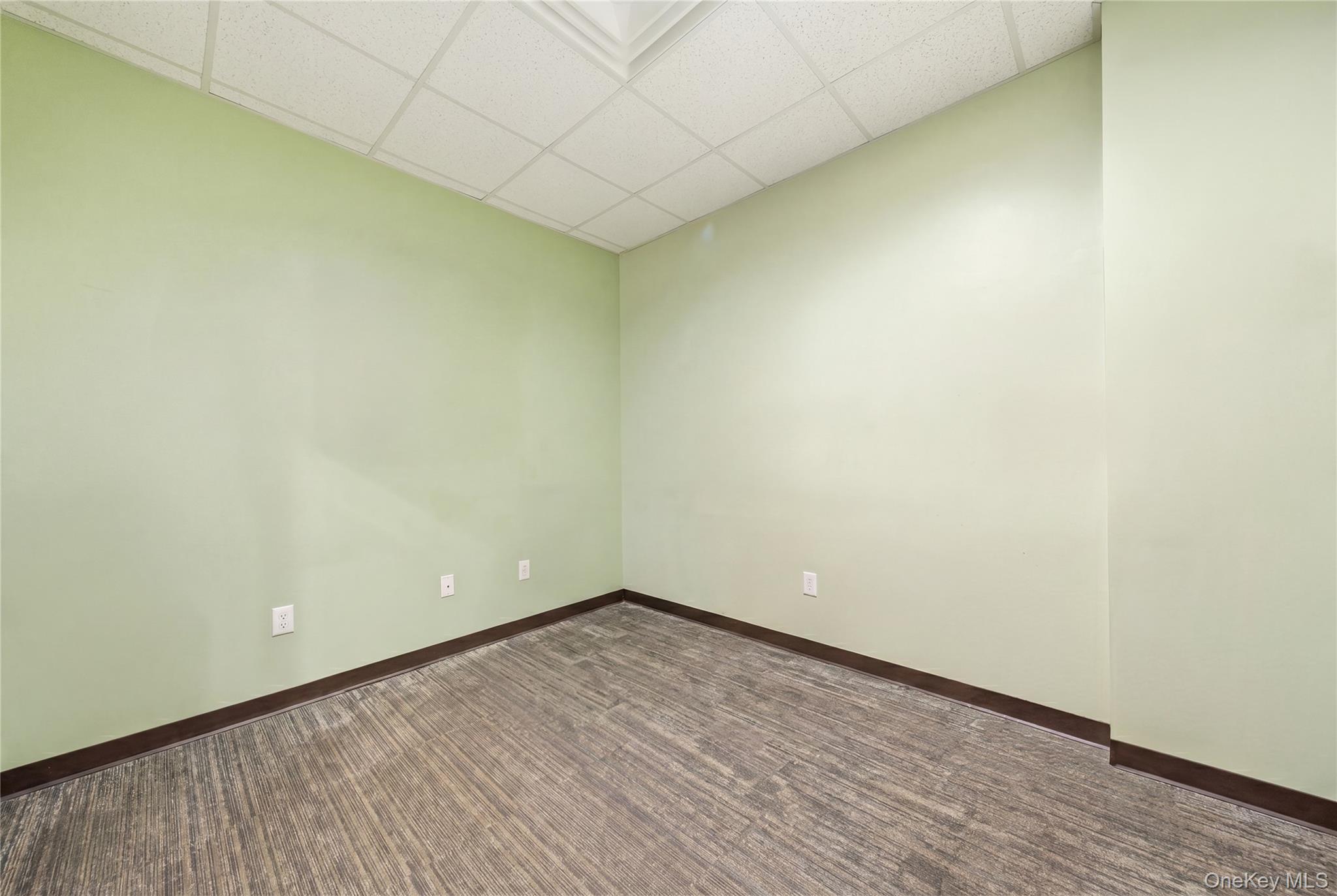 209 Broadway Property Photo 6