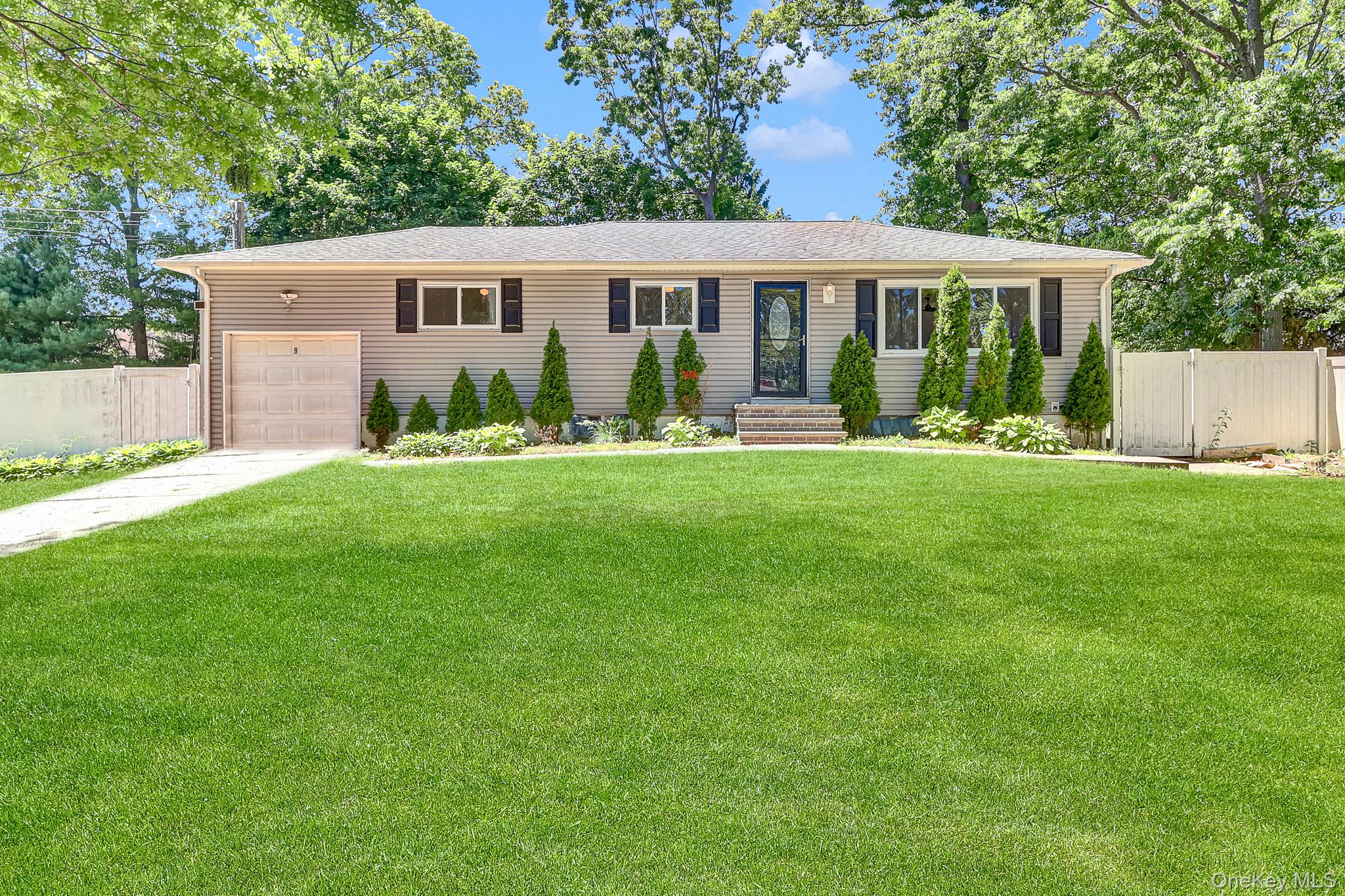 9 Taft Court Property Photo 1
