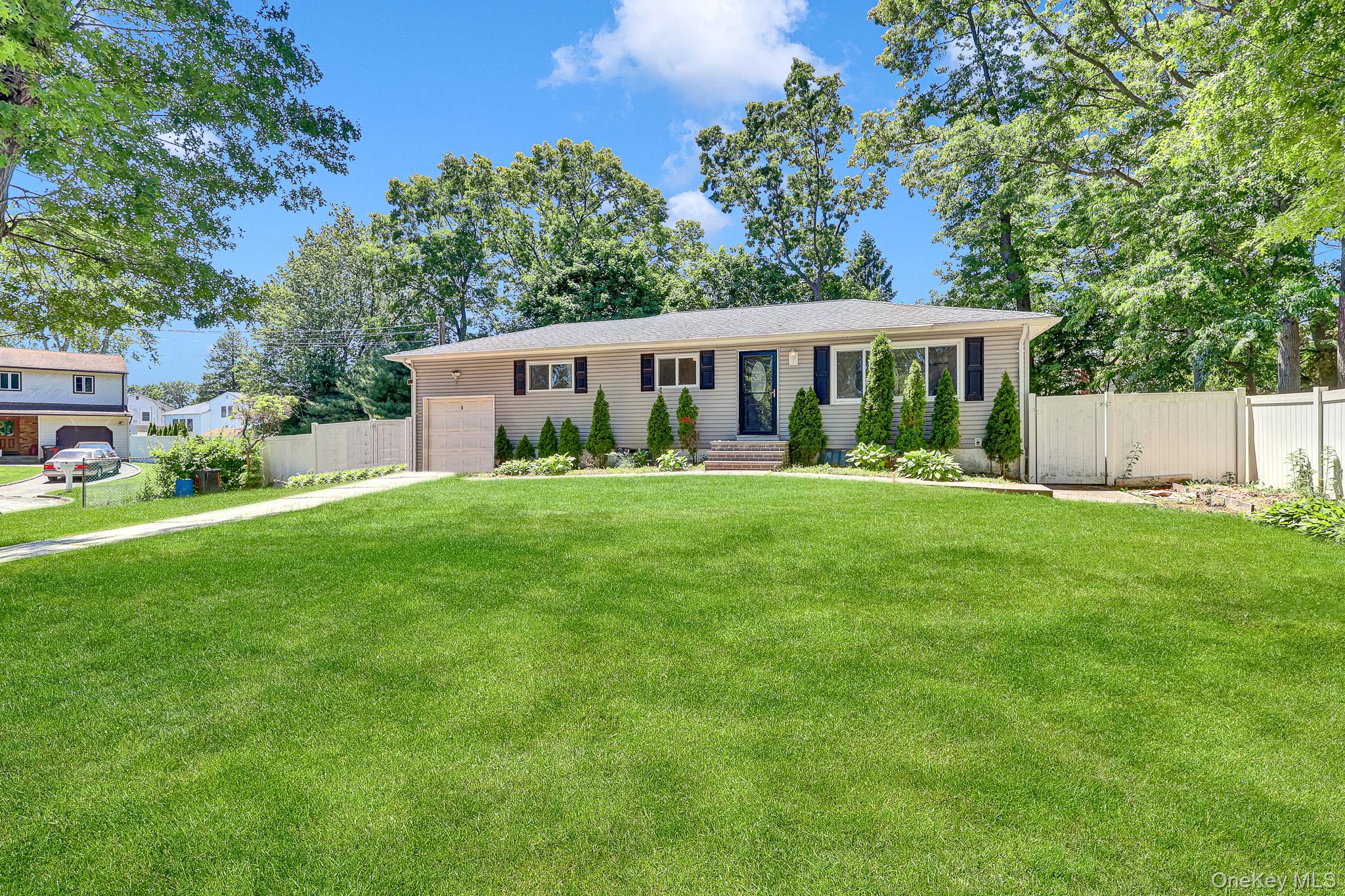 9 Taft Court Property Photo 2