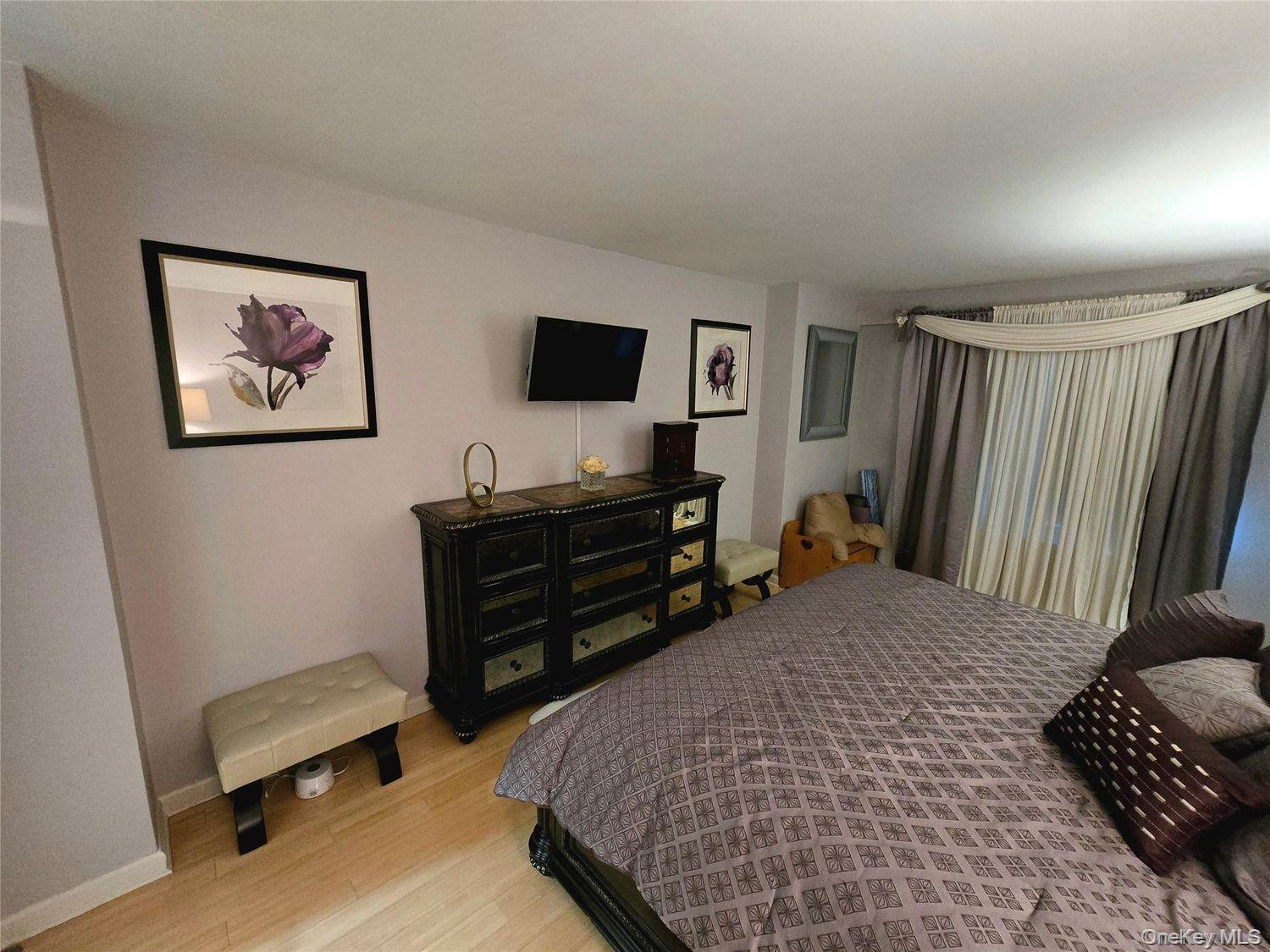 11011 Queens Boulevard 3m Property Photo 16