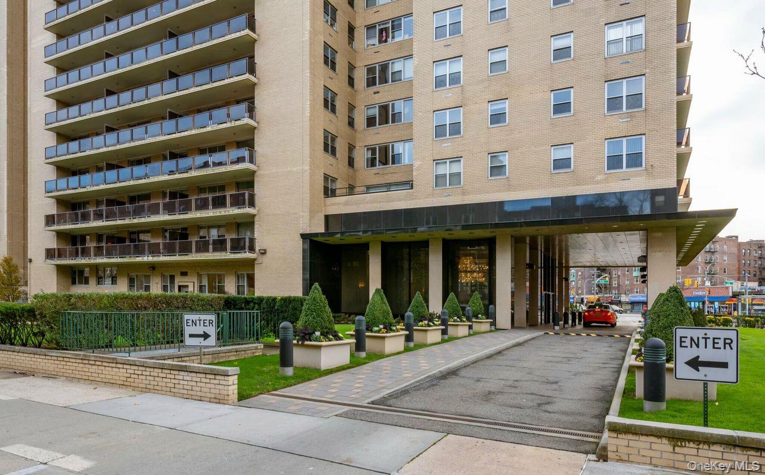 11011 Queens Boulevard 3m Property Photo 22
