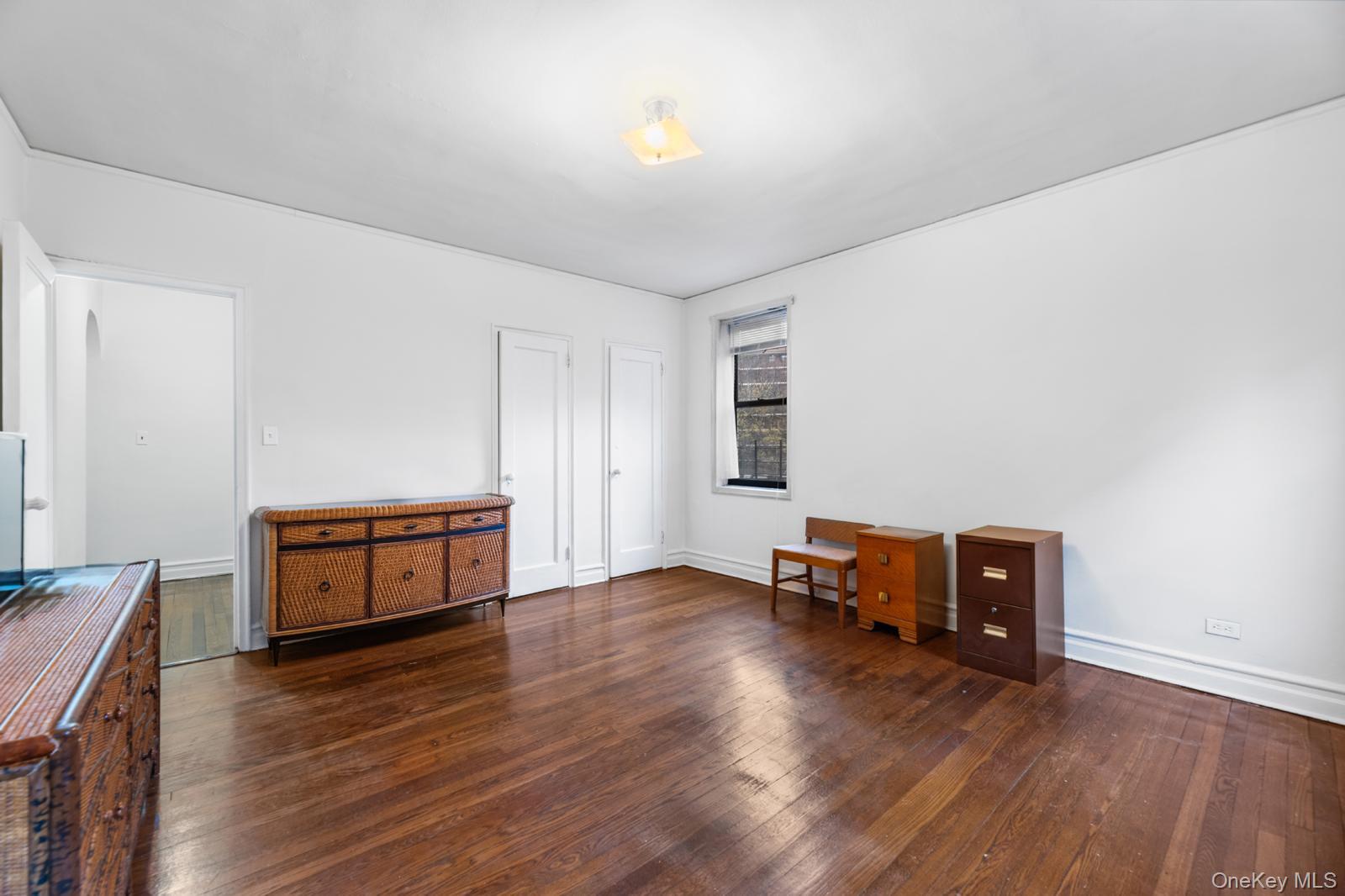 35-16 85th Street 3h Property Photo 8