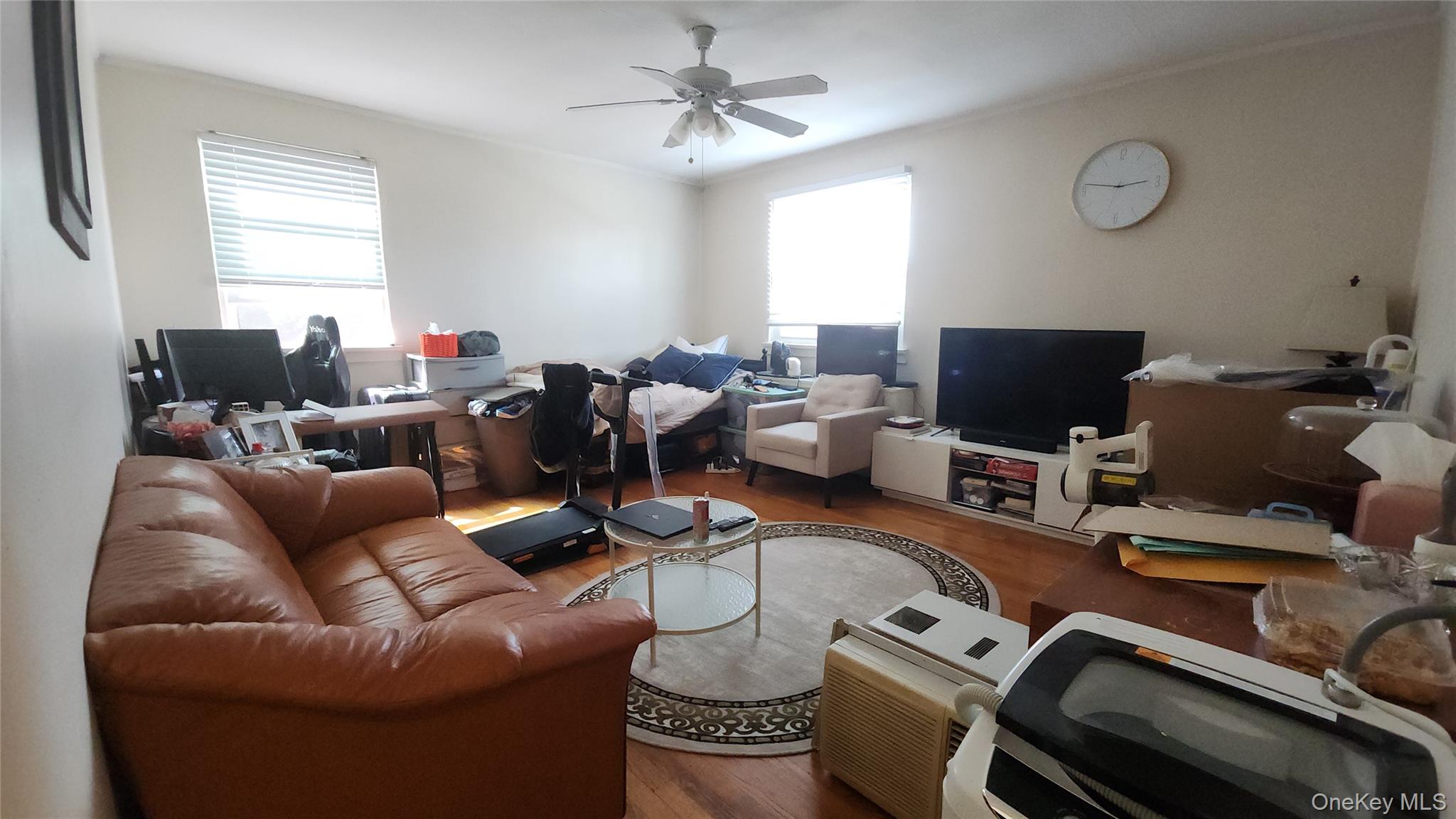 7432 Calamus Avenue Property Photo 3