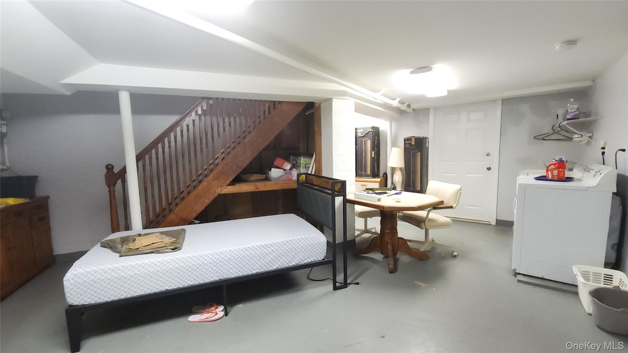 7432 Calamus Avenue Property Photo 17