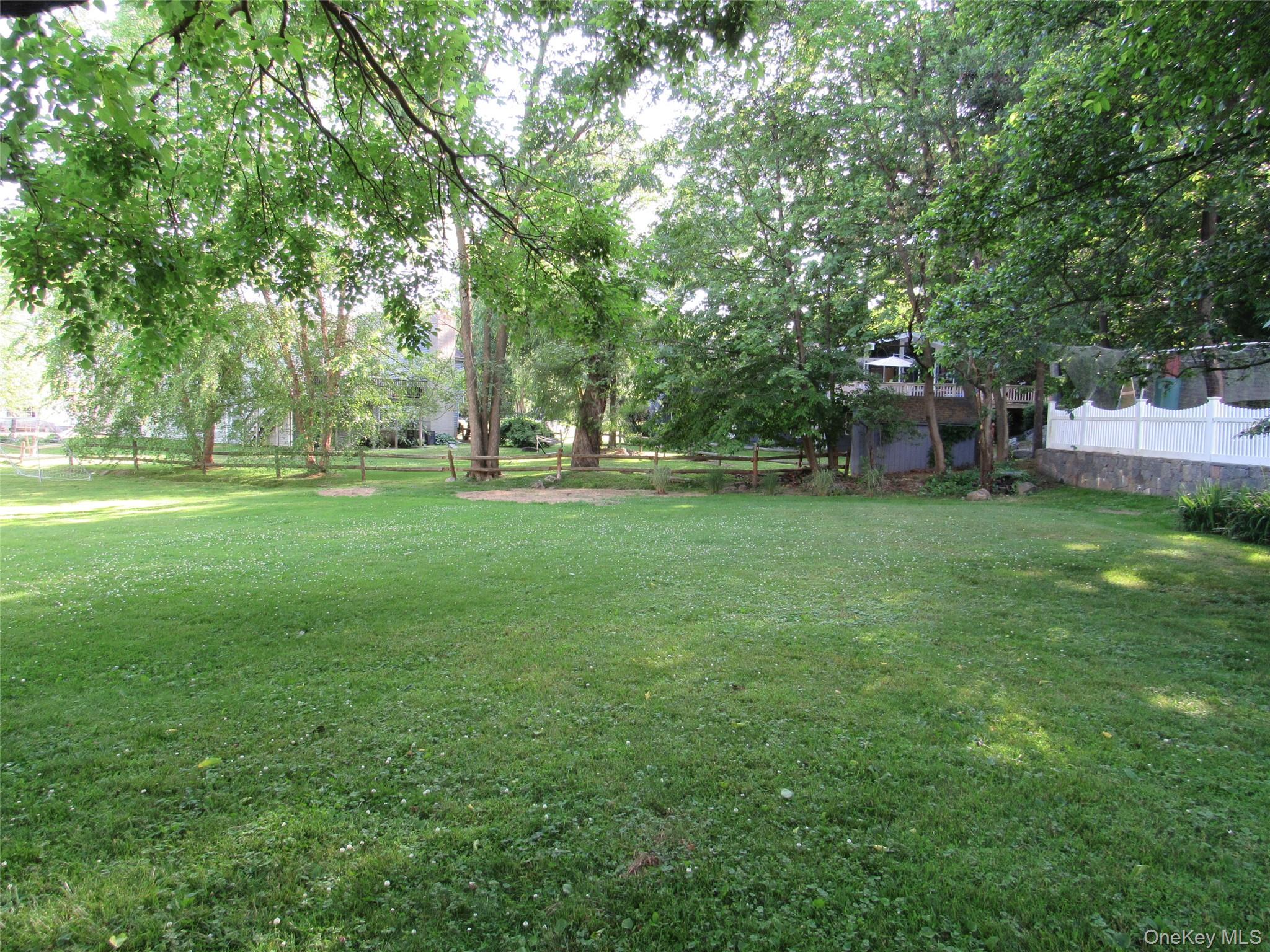 75 North Street Property Photo 2