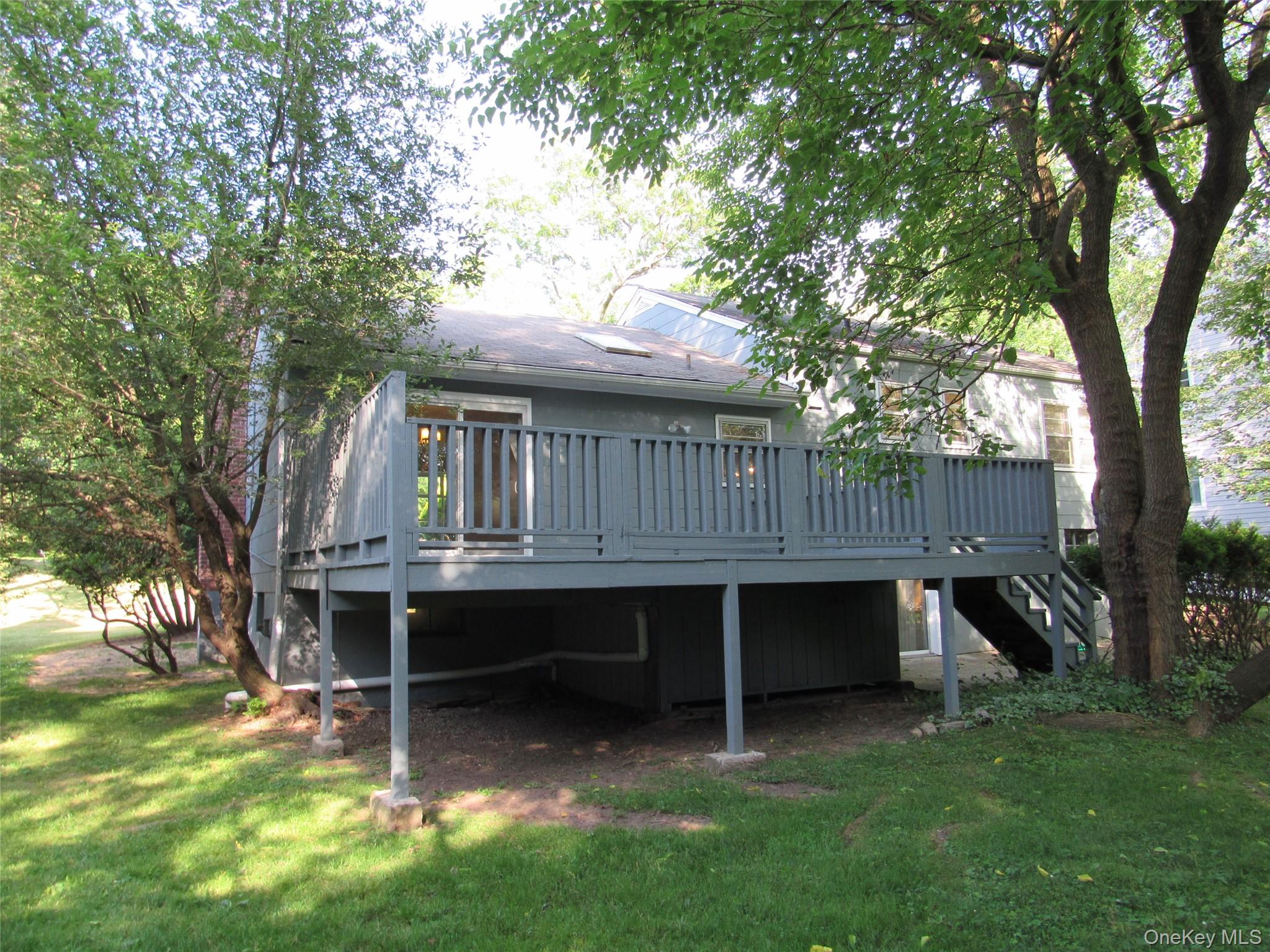 75 North Street Property Photo 21