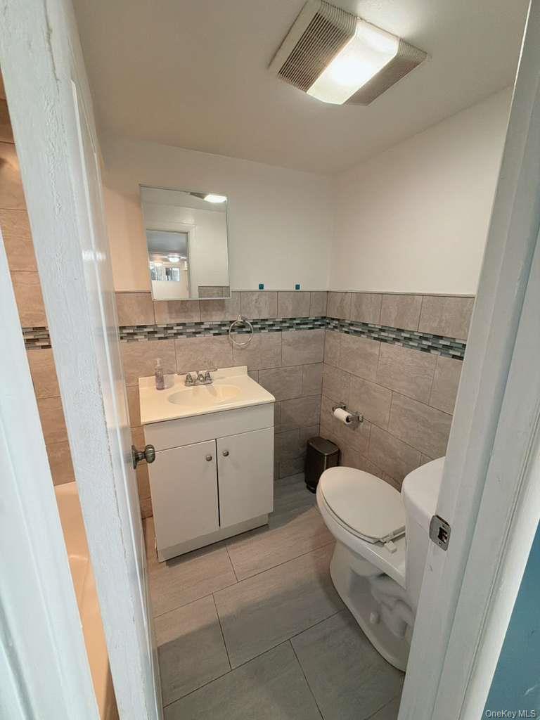 3408 Ely Avenue Property Photo 10