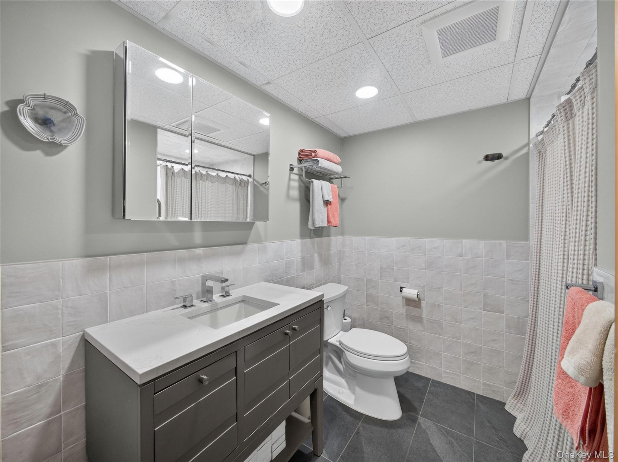 9 East Place Property Photo 22