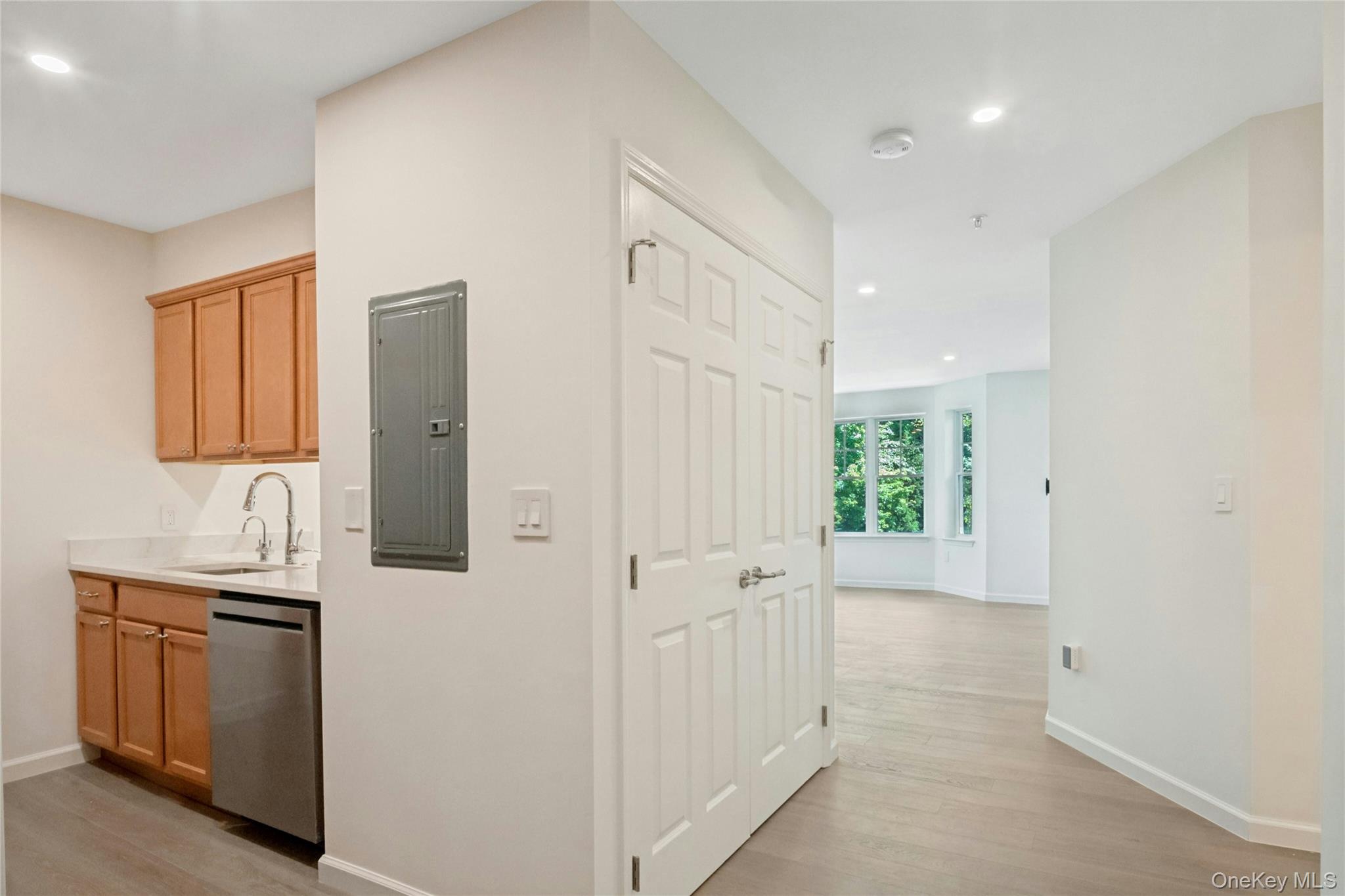314 Sutton Drive 314 Property Photo 3