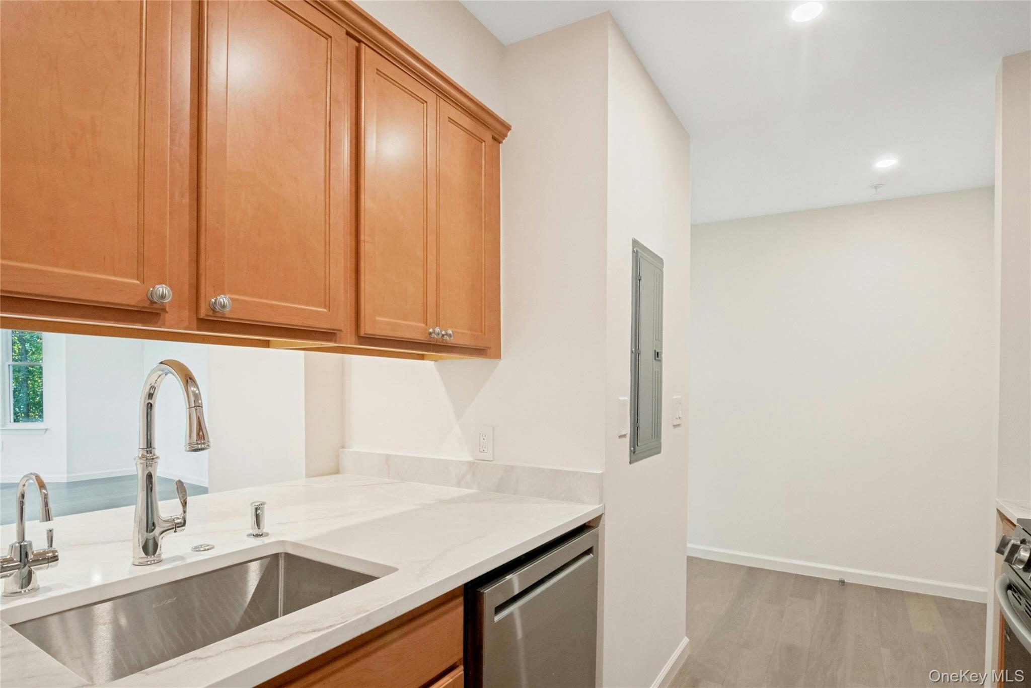 314 Sutton Drive 314 Property Photo 4