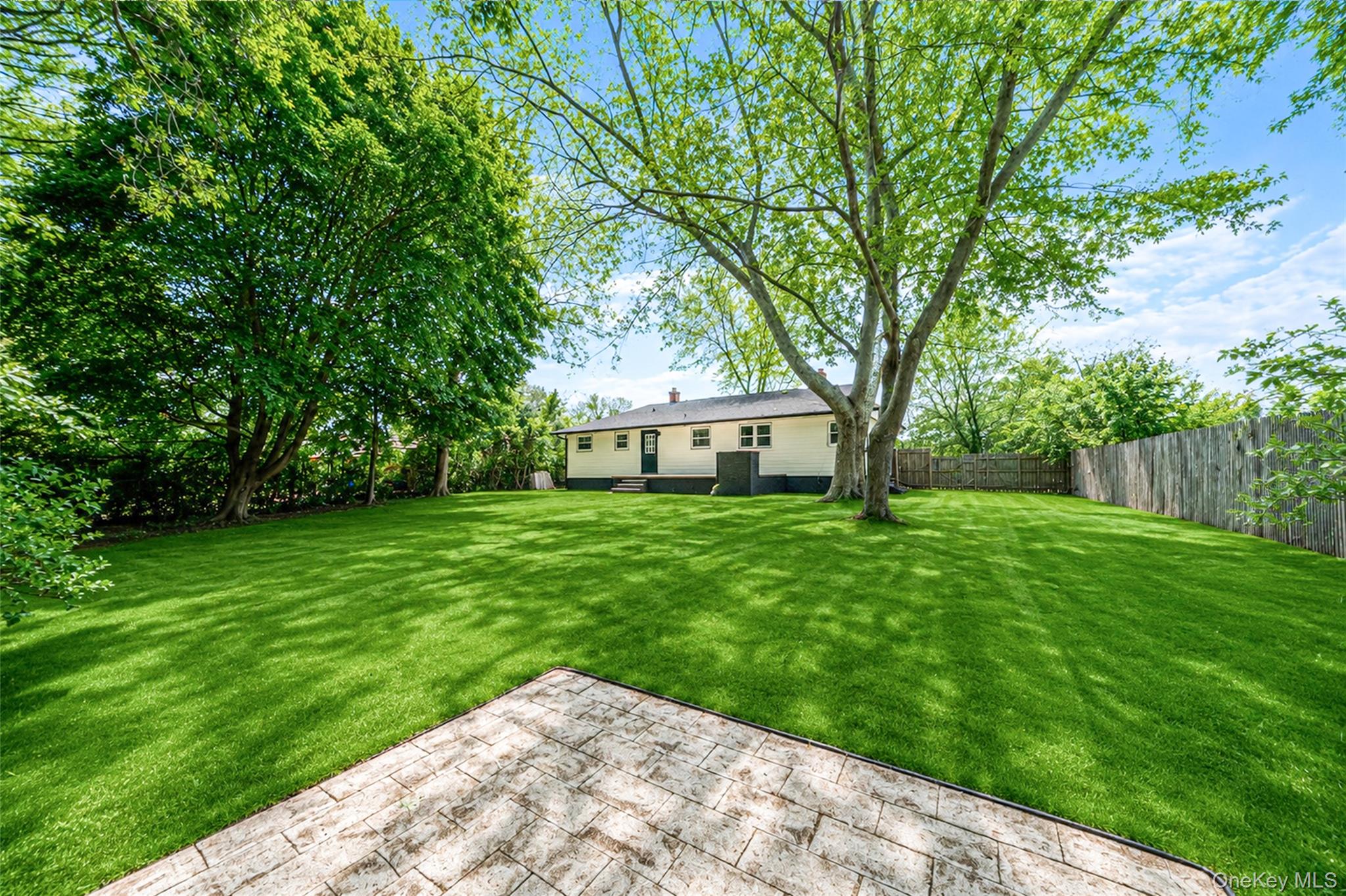 267 Woodhull Avenue Property Photo 18