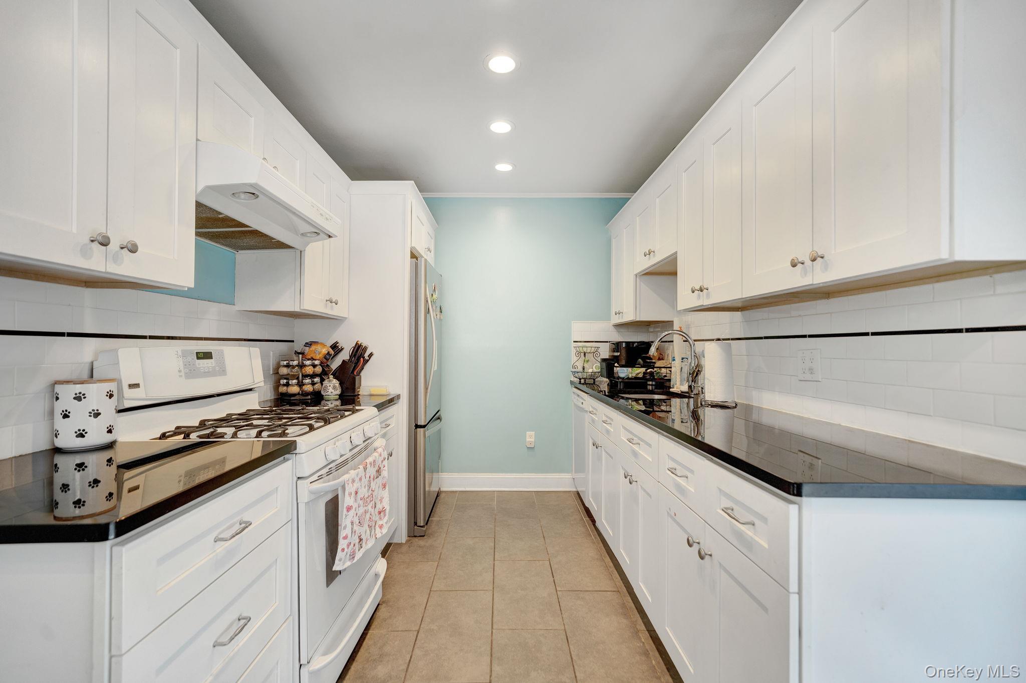 63 Amherst Road Property Photo 11