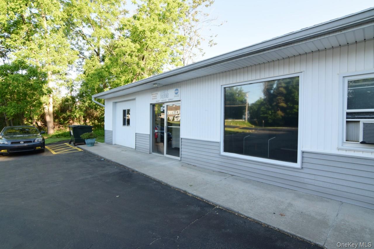 600 Violet Avenue Property Photo 12