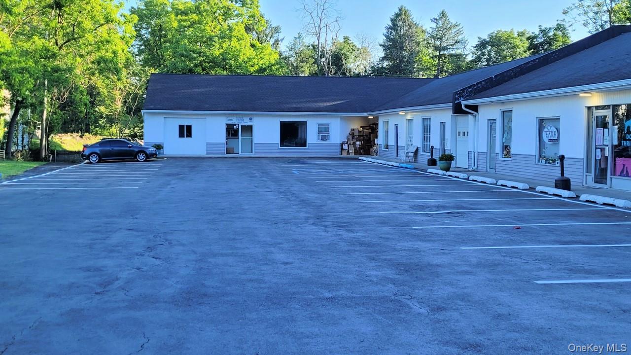 600 Violet Avenue Property Photo 13