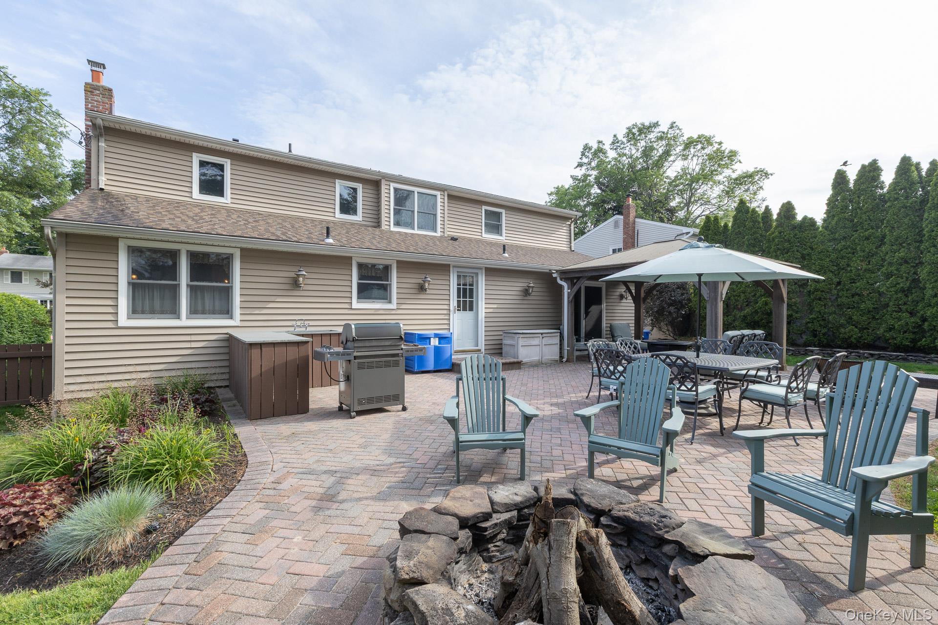19 Knoll Lane Property Photo 26