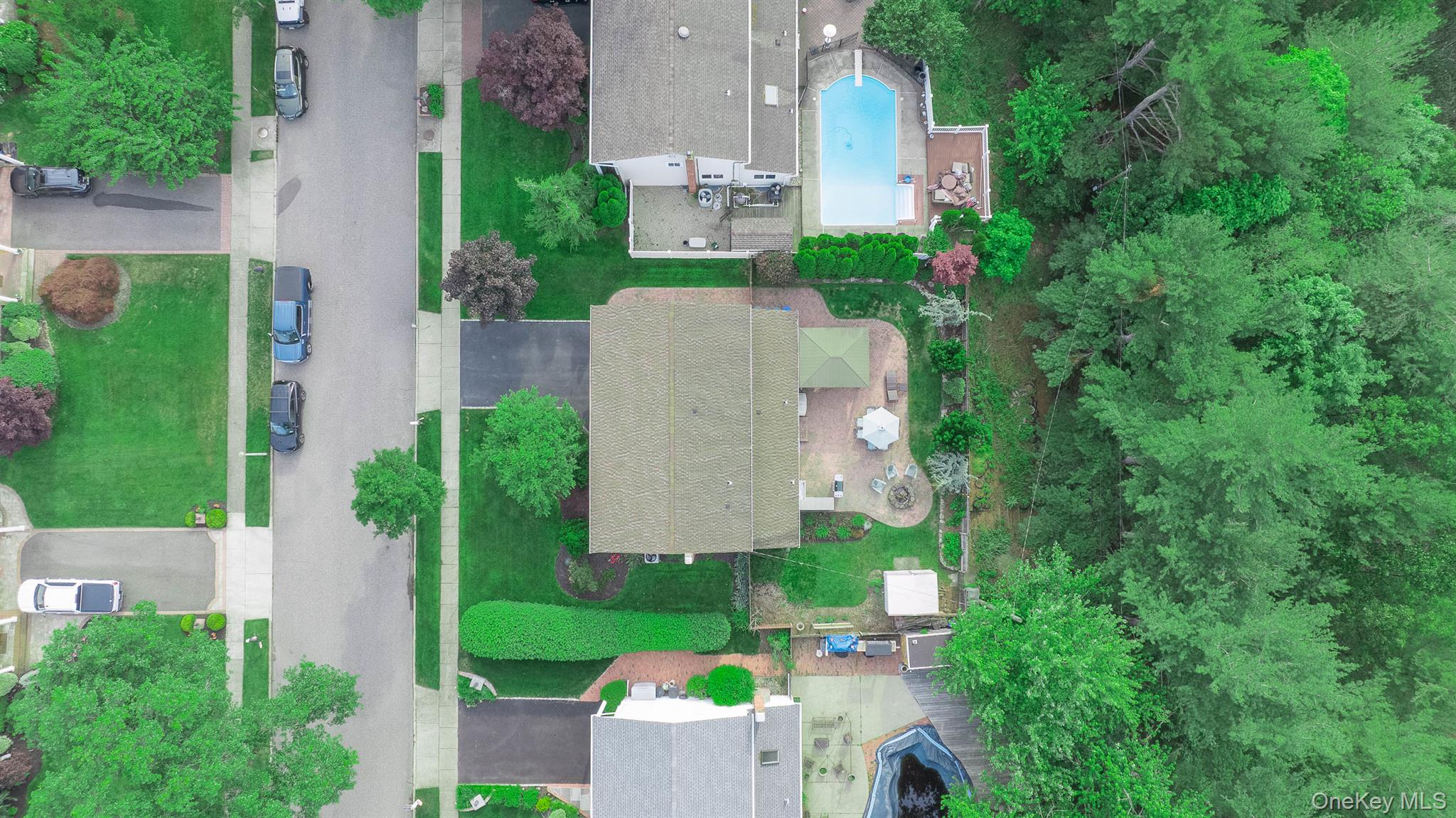 19 Knoll Lane Property Photo 30