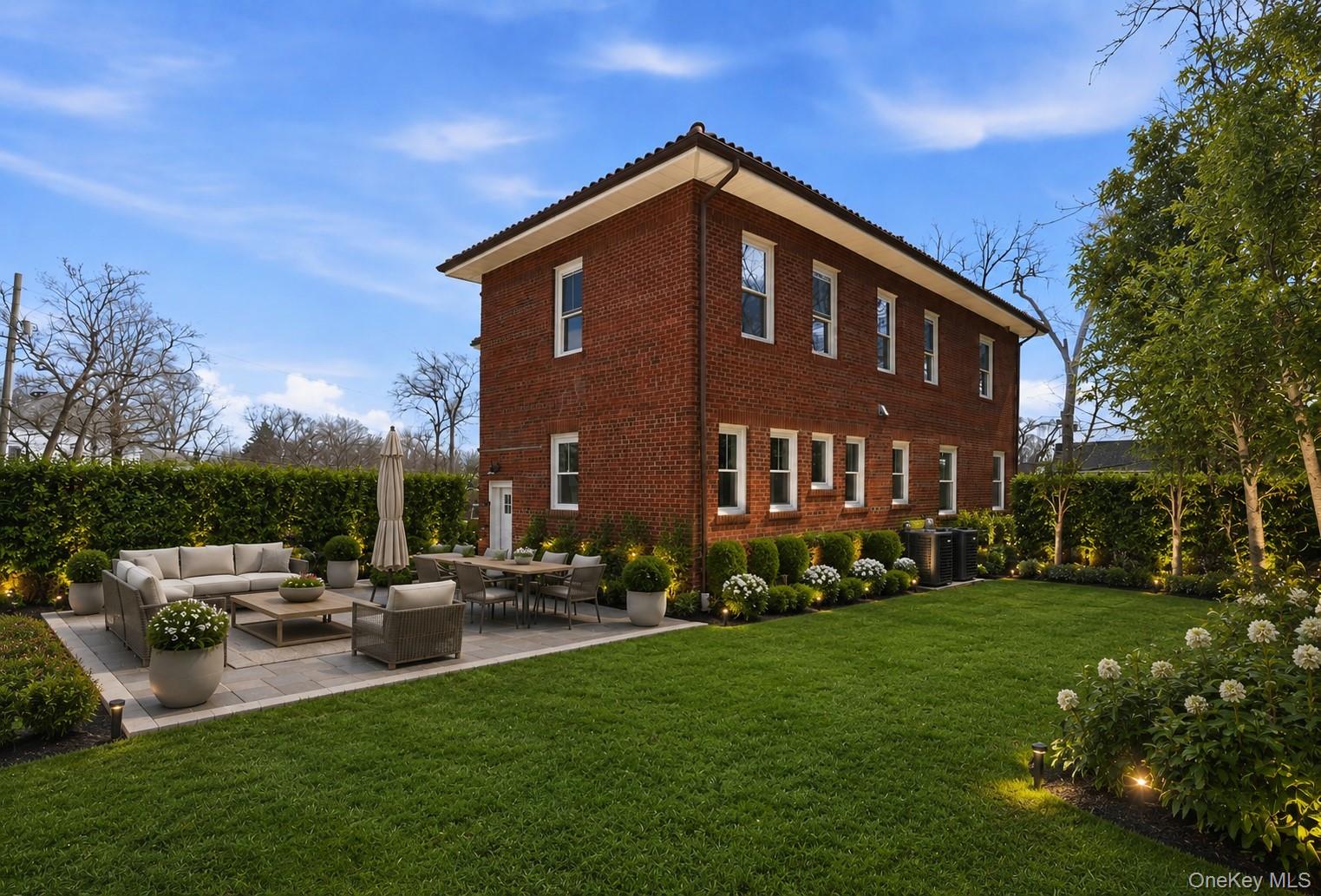 55 Stuyvesant Plaza Property Photo 46