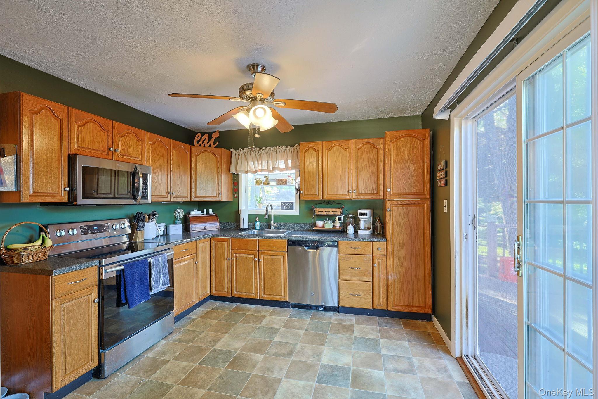 57 Elk Road Property Photo 6
