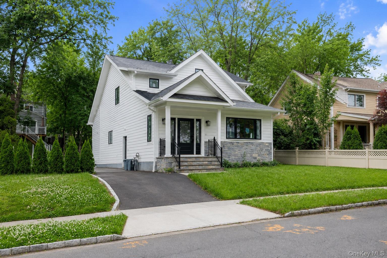 6 Burbury Lane Property Photo 1