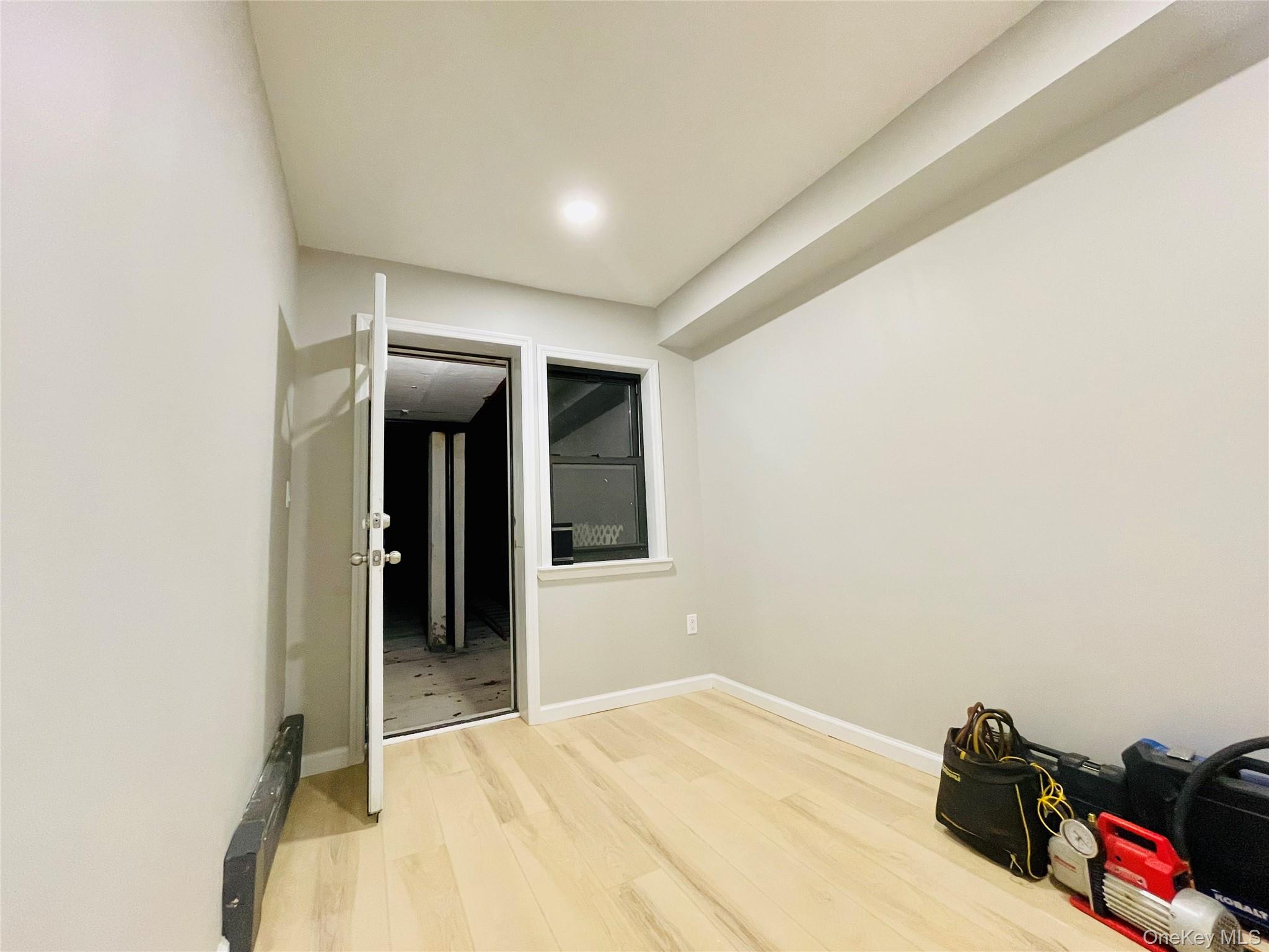 4319 Bedford Avenue Property Photo 10