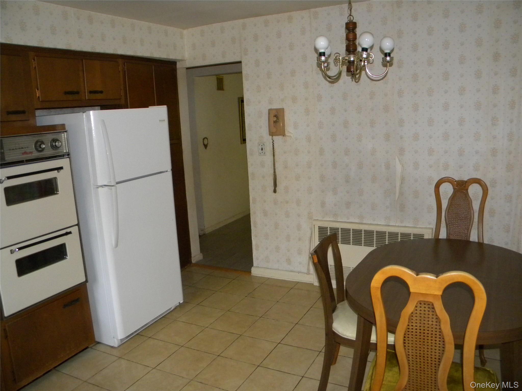 2810 210th Place Property Photo 6