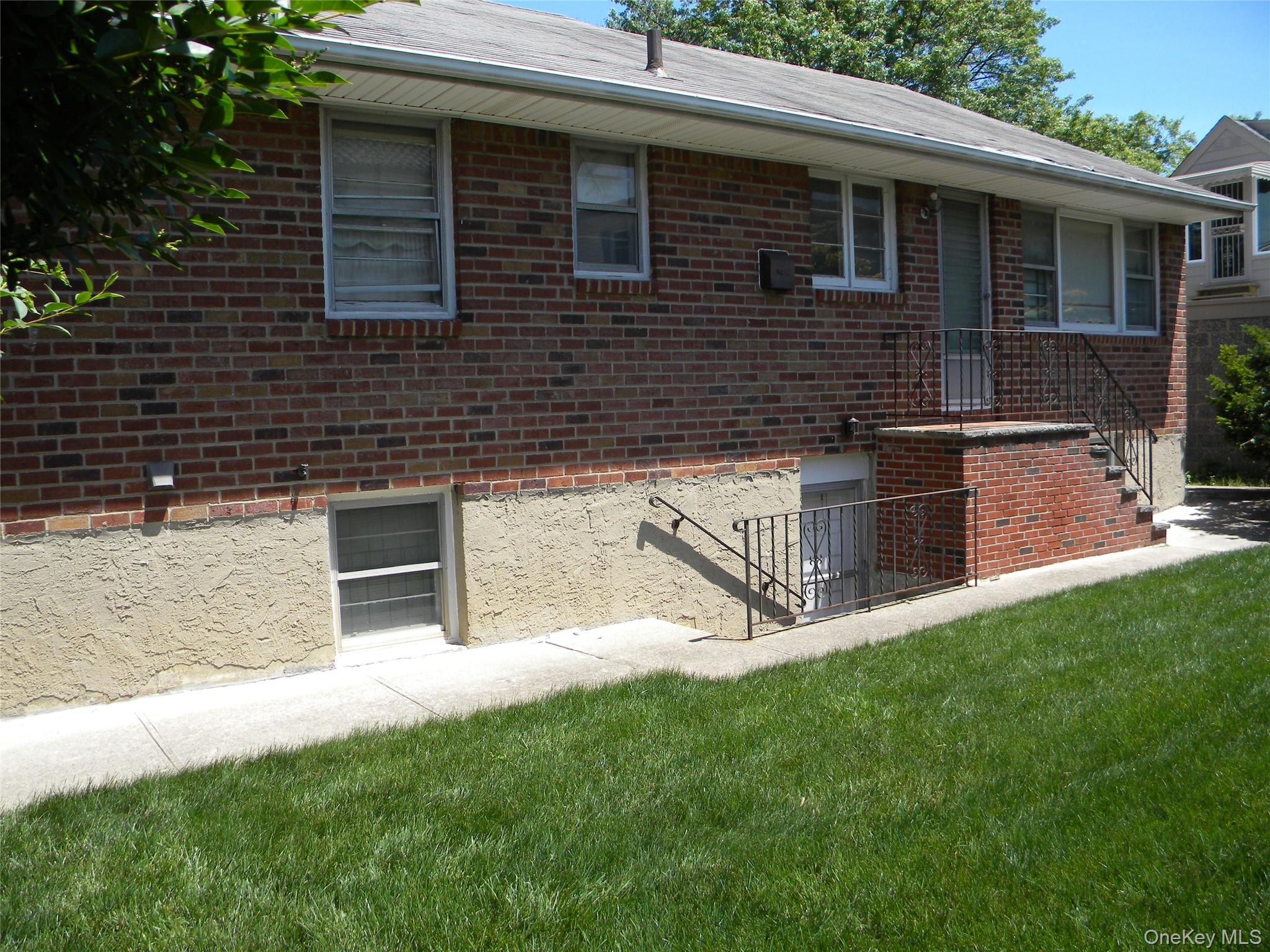 2810 210th Place Property Photo 24